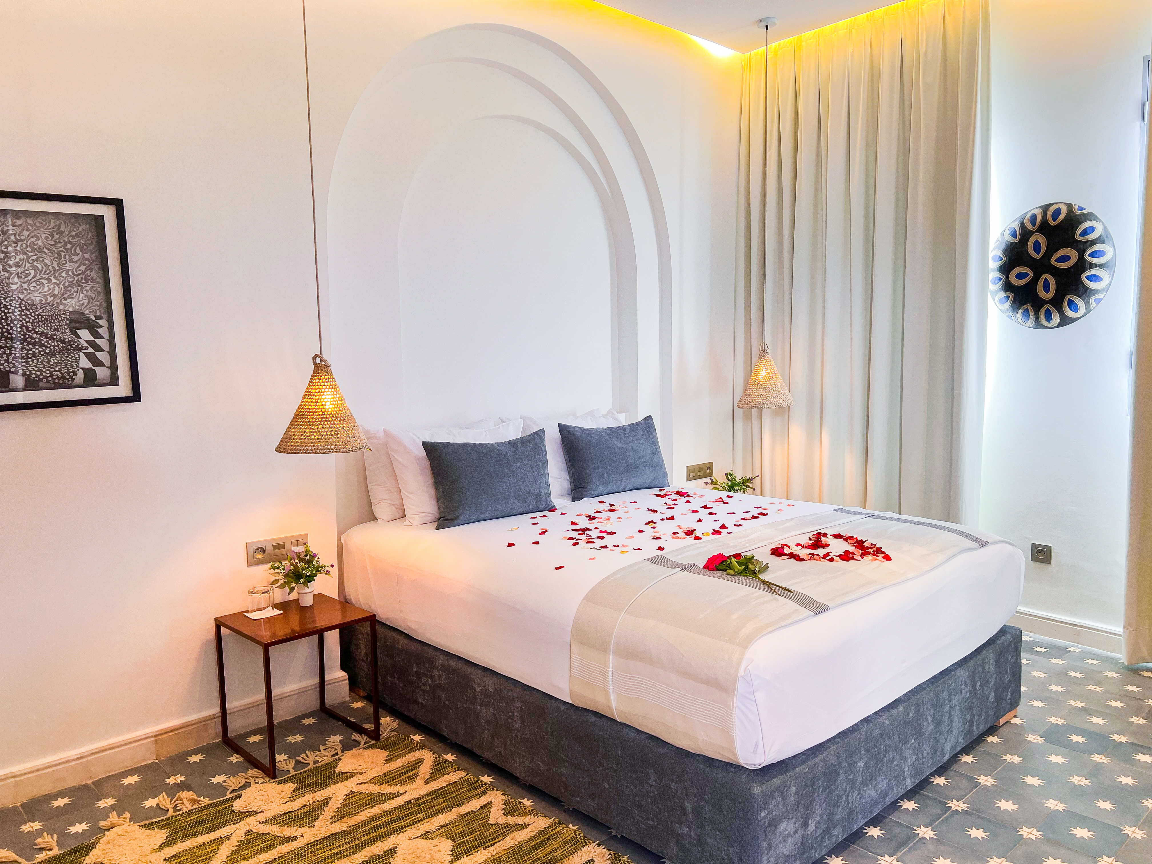 Double Deluxe One Bed