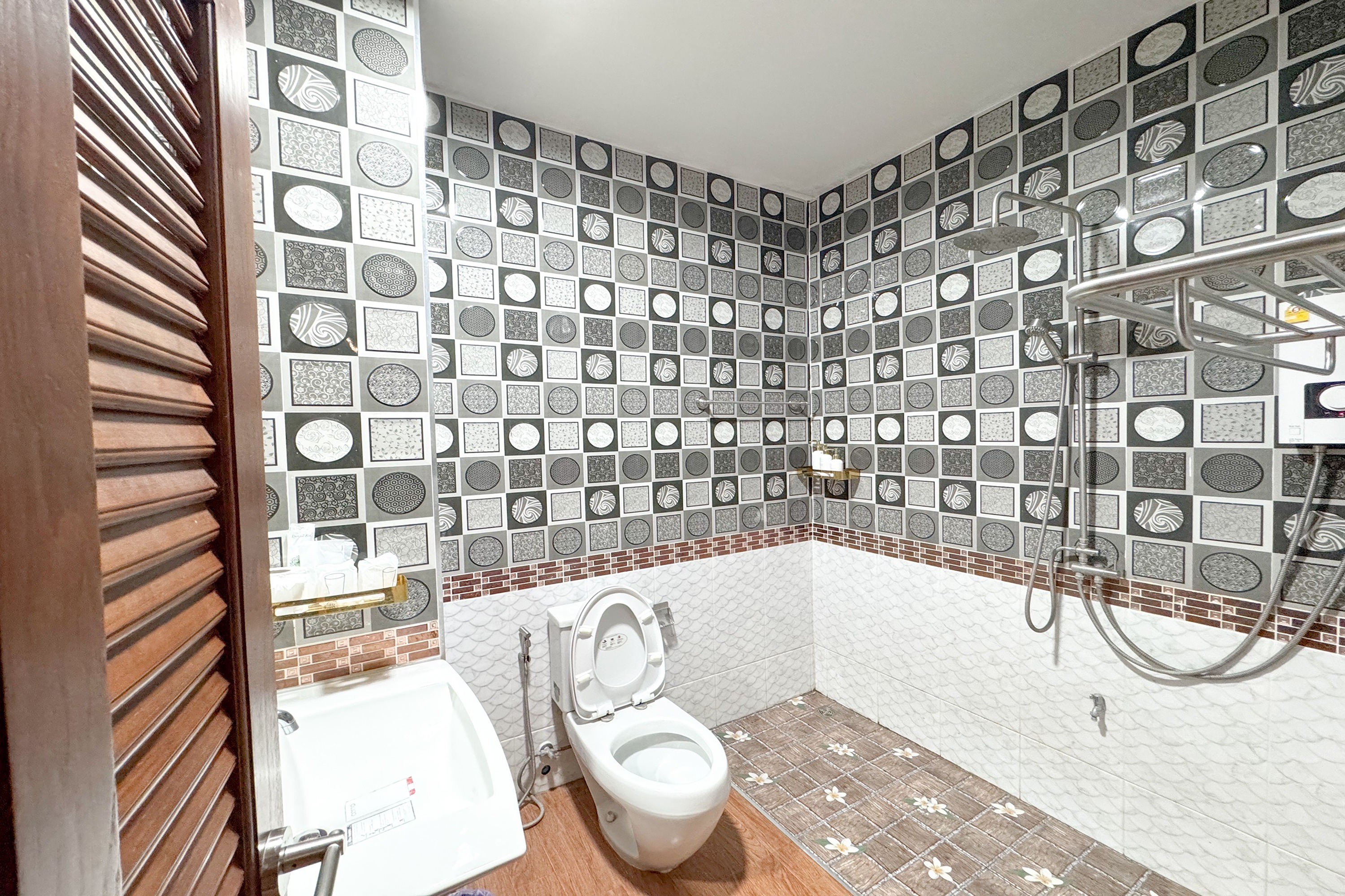 Double King Size Bed