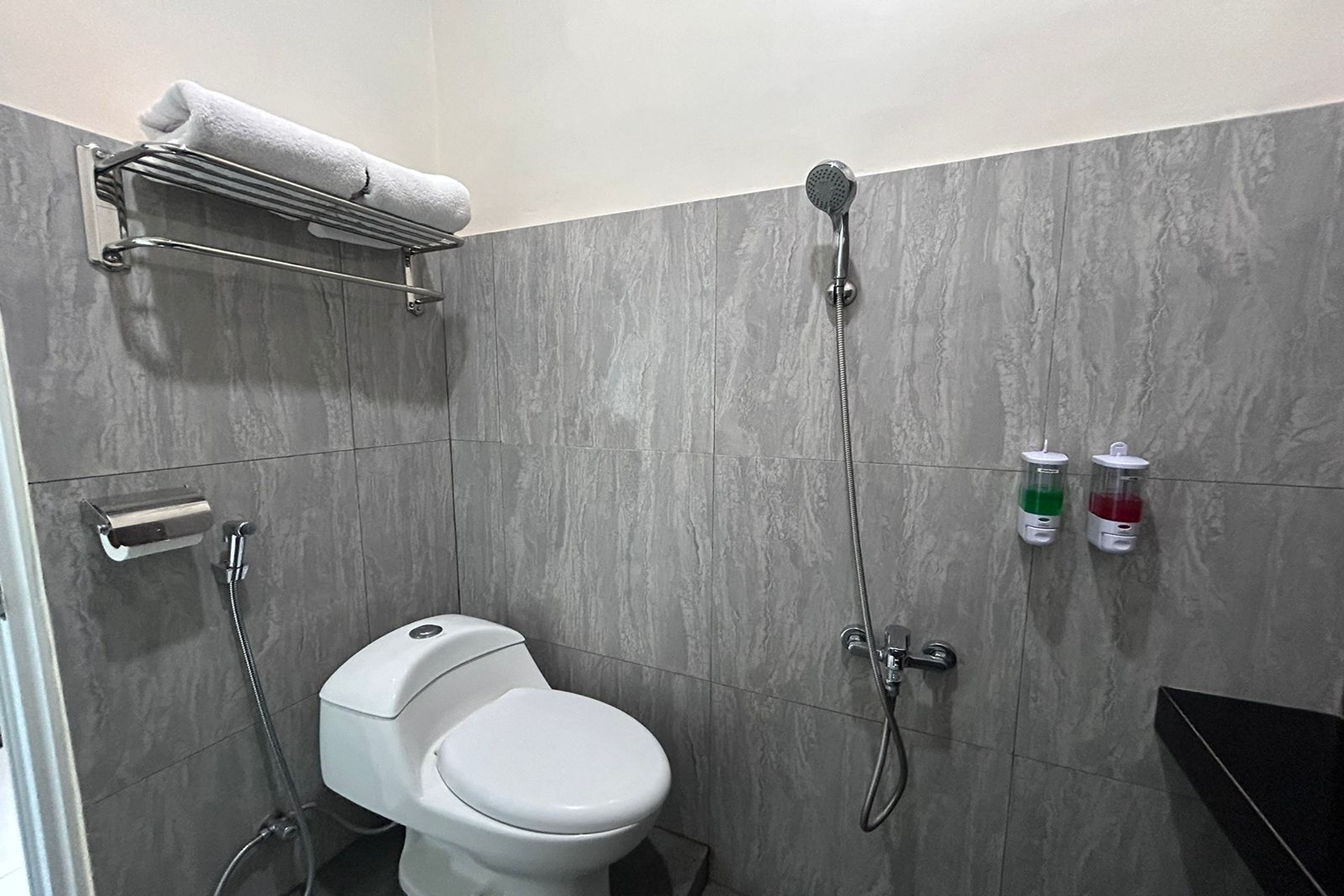 Double Queen Size Bed