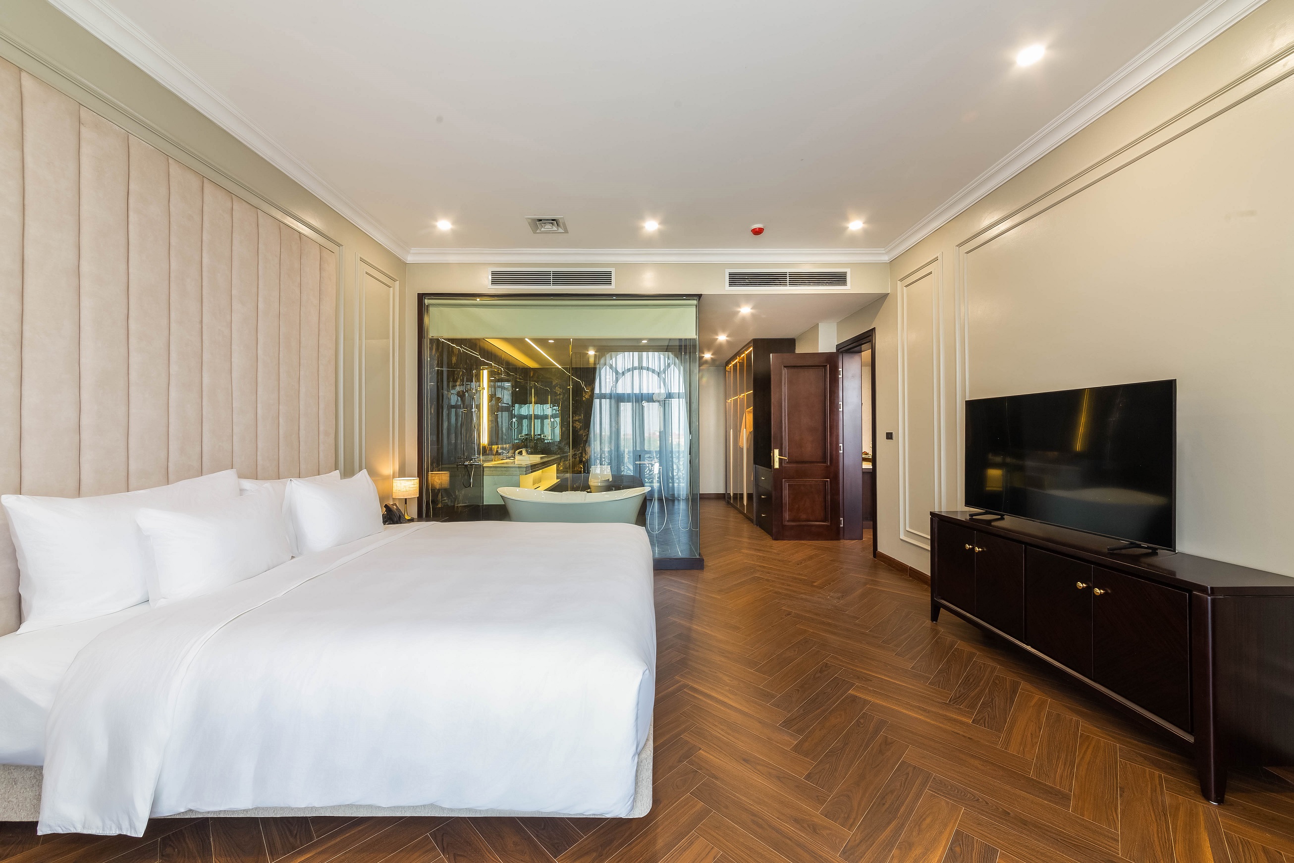 Twin Deluxe Garden View