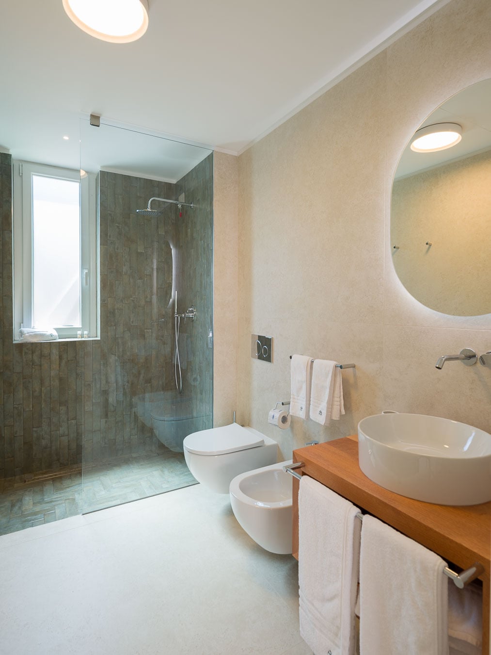 Apartment with Jacuzzi