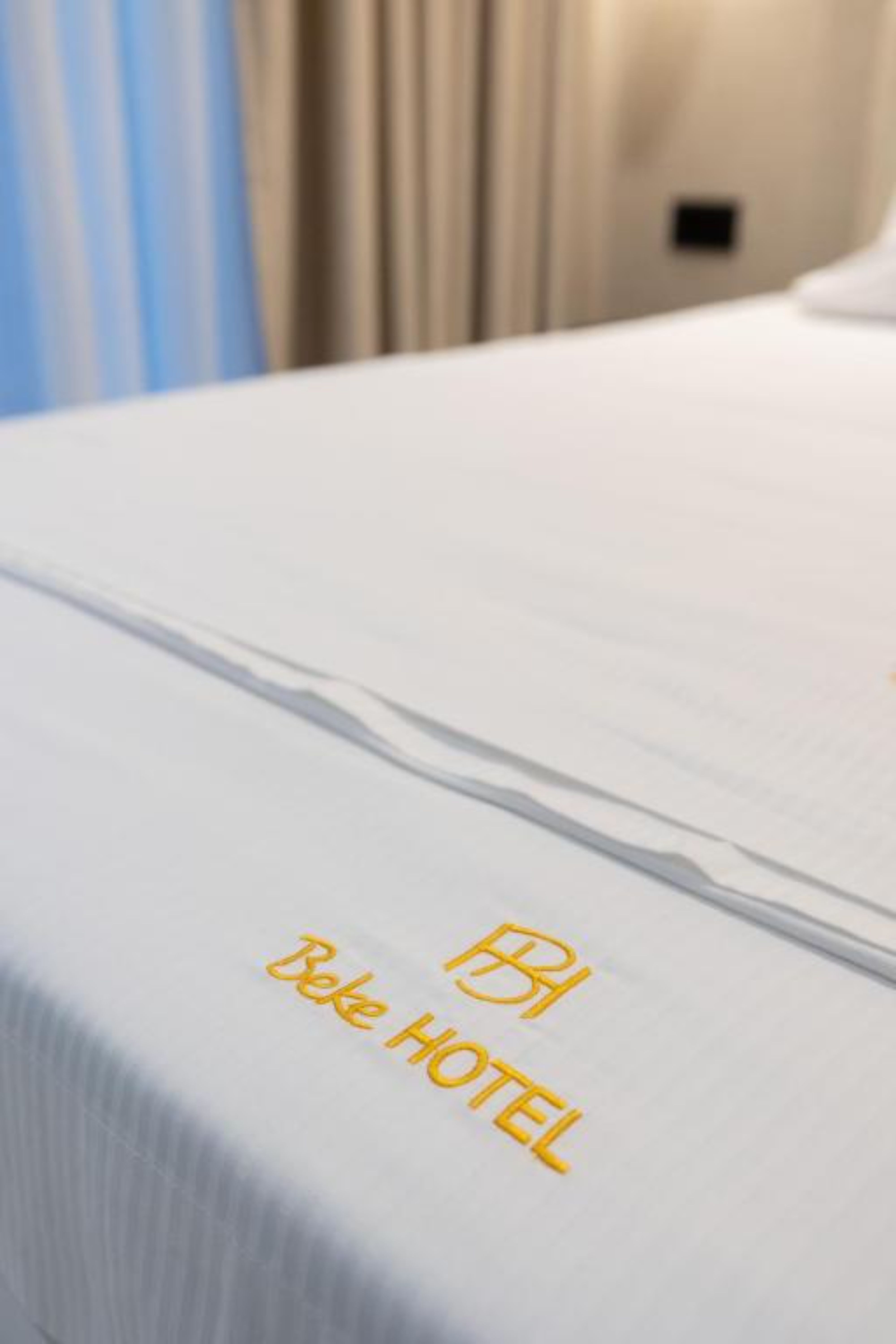 Double Deluxe One Bed