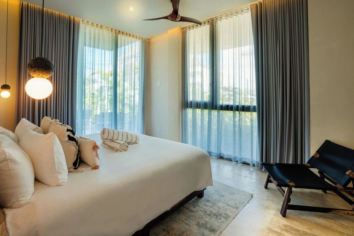 Double or Twin Deluxe with Kitchenette