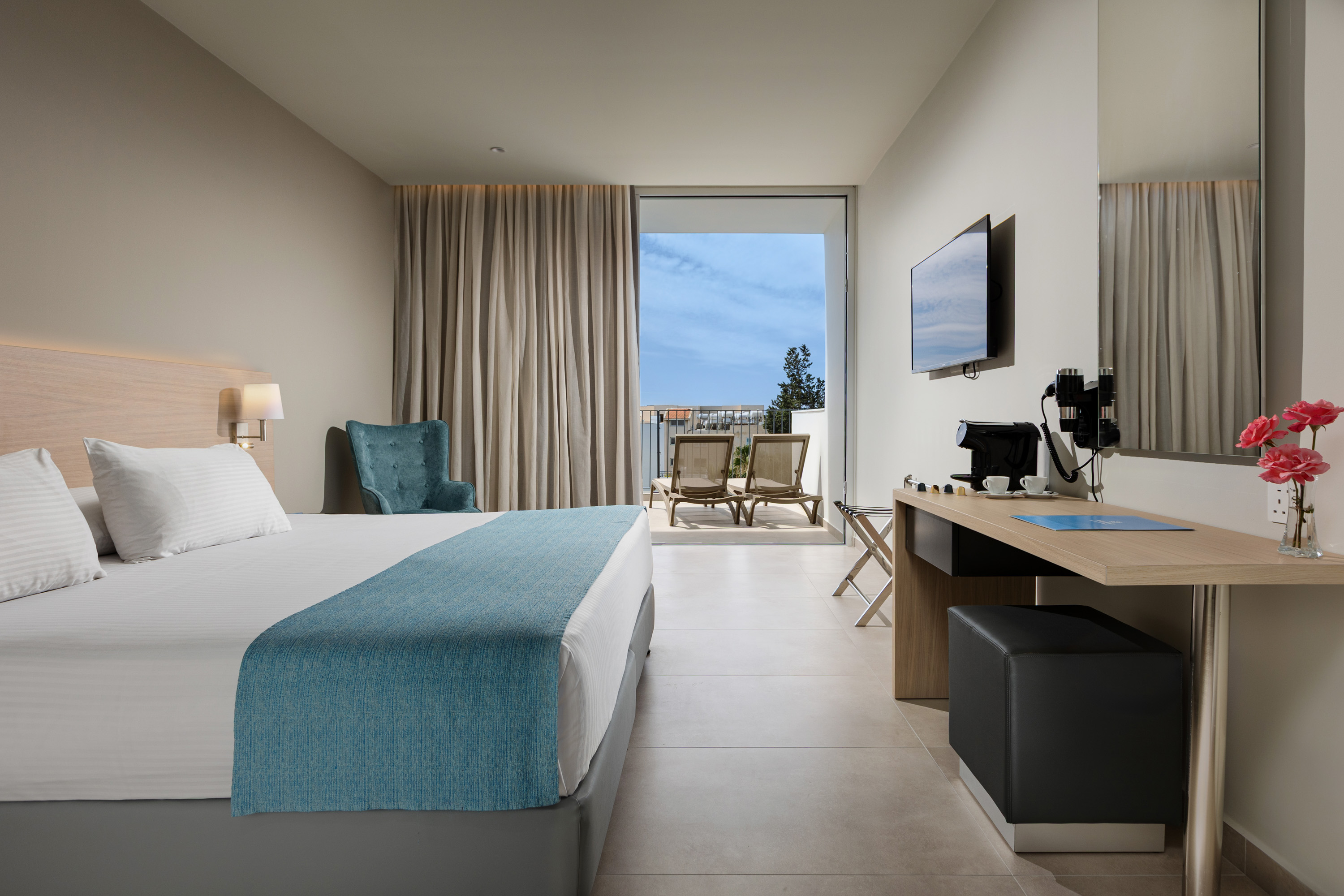 Double Premium with Views