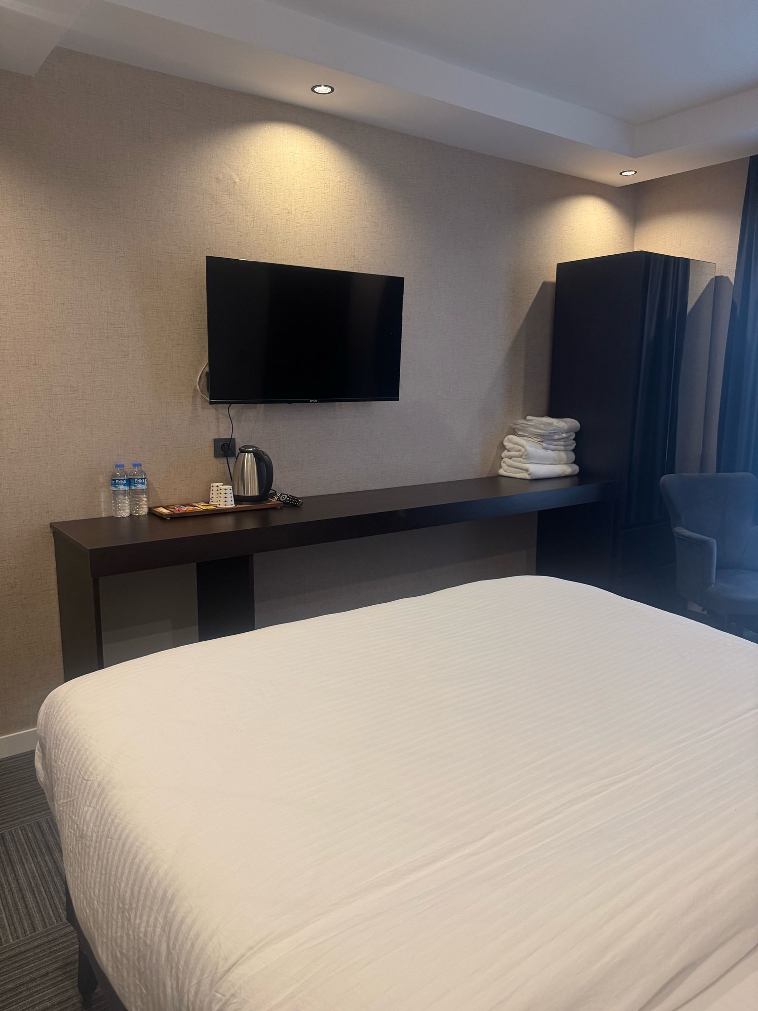 Double City View One Bedroom