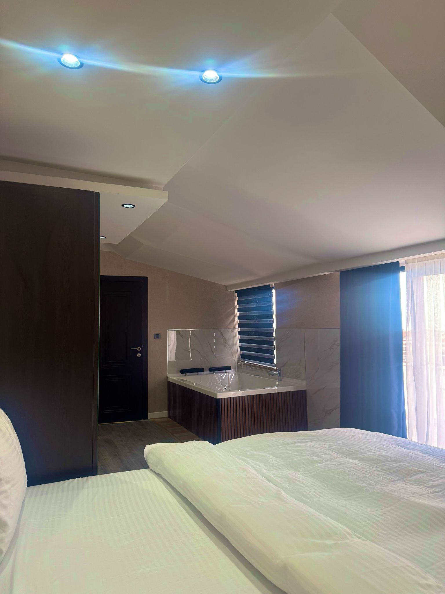 Suite Side Sea View One Bedroom