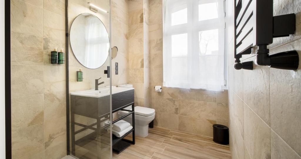 Double or Twin Deluxe