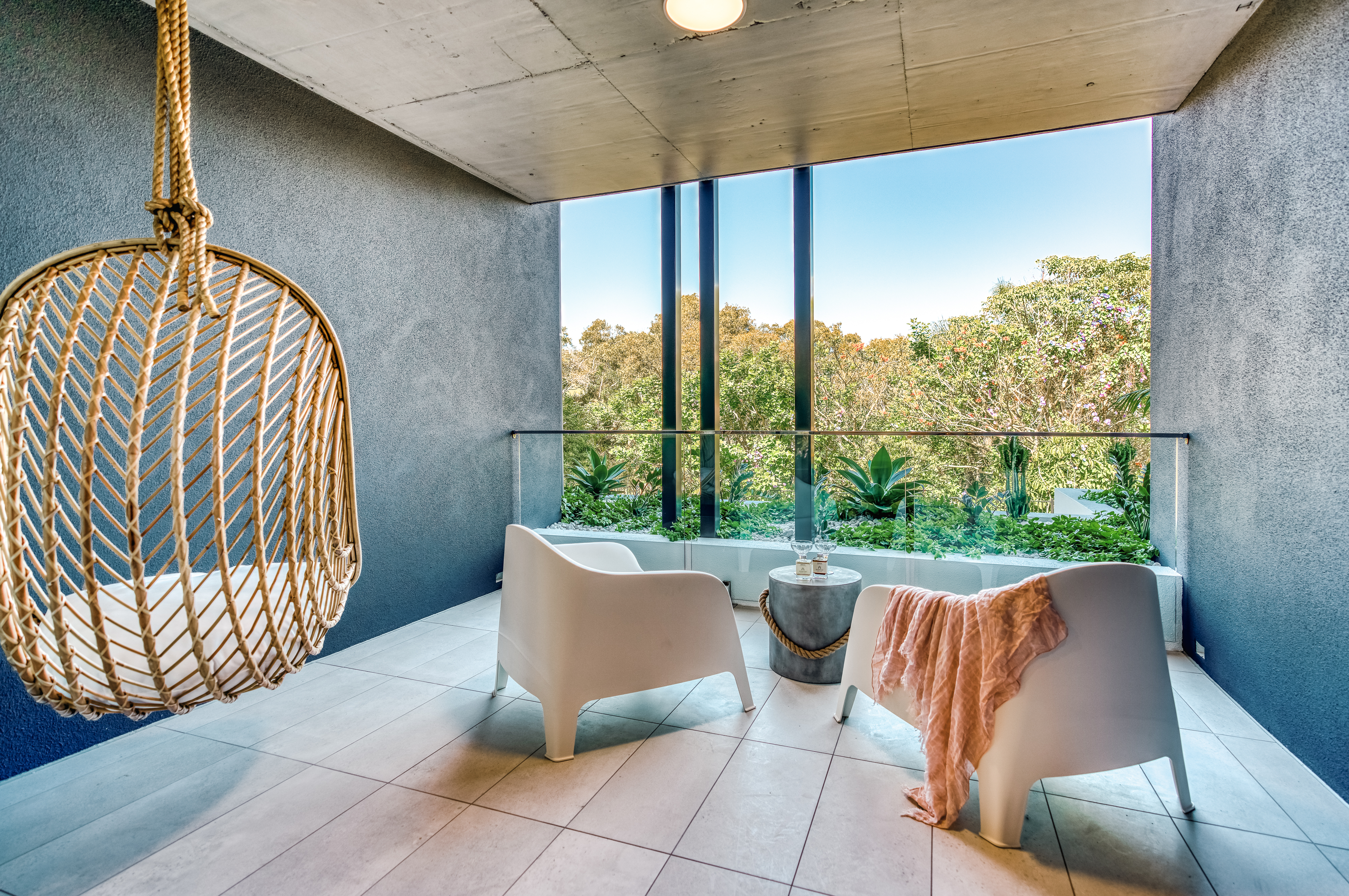 Studio Superior Garden View