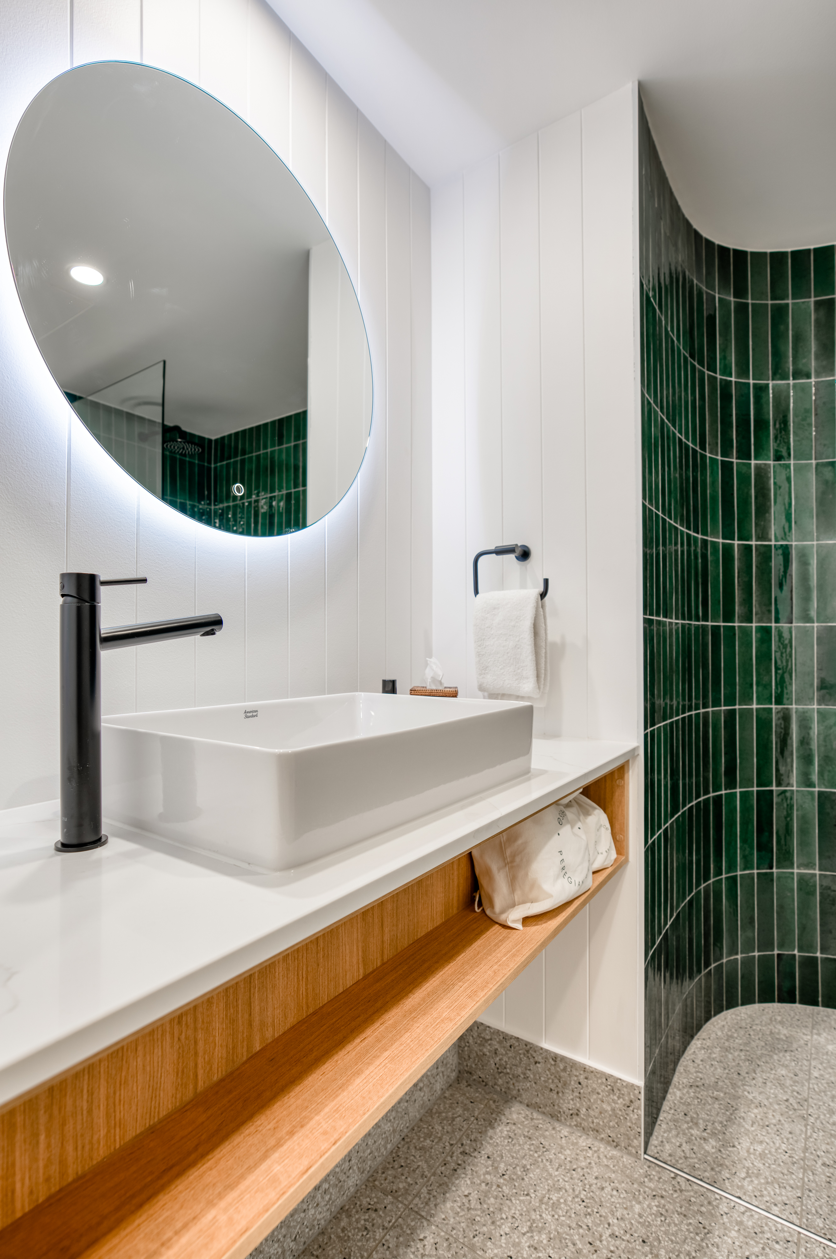 Studio Superior with Views