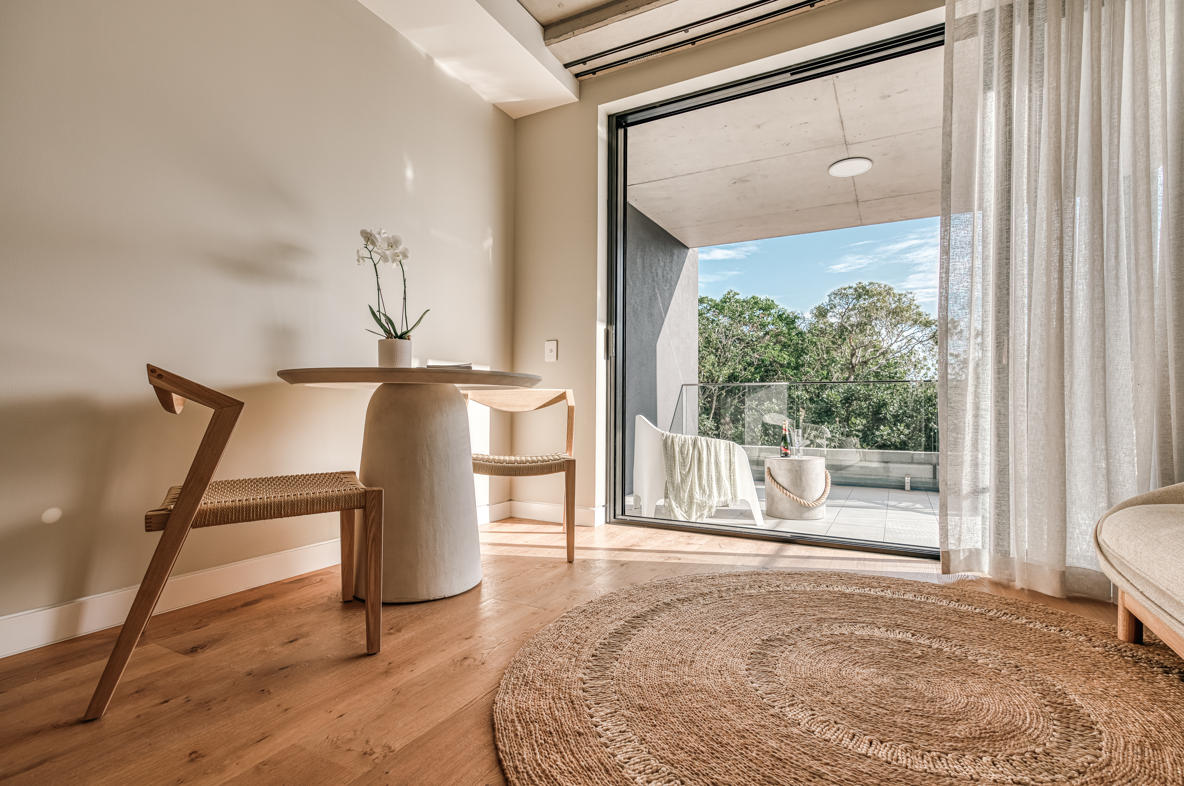 Studio Superior with Views