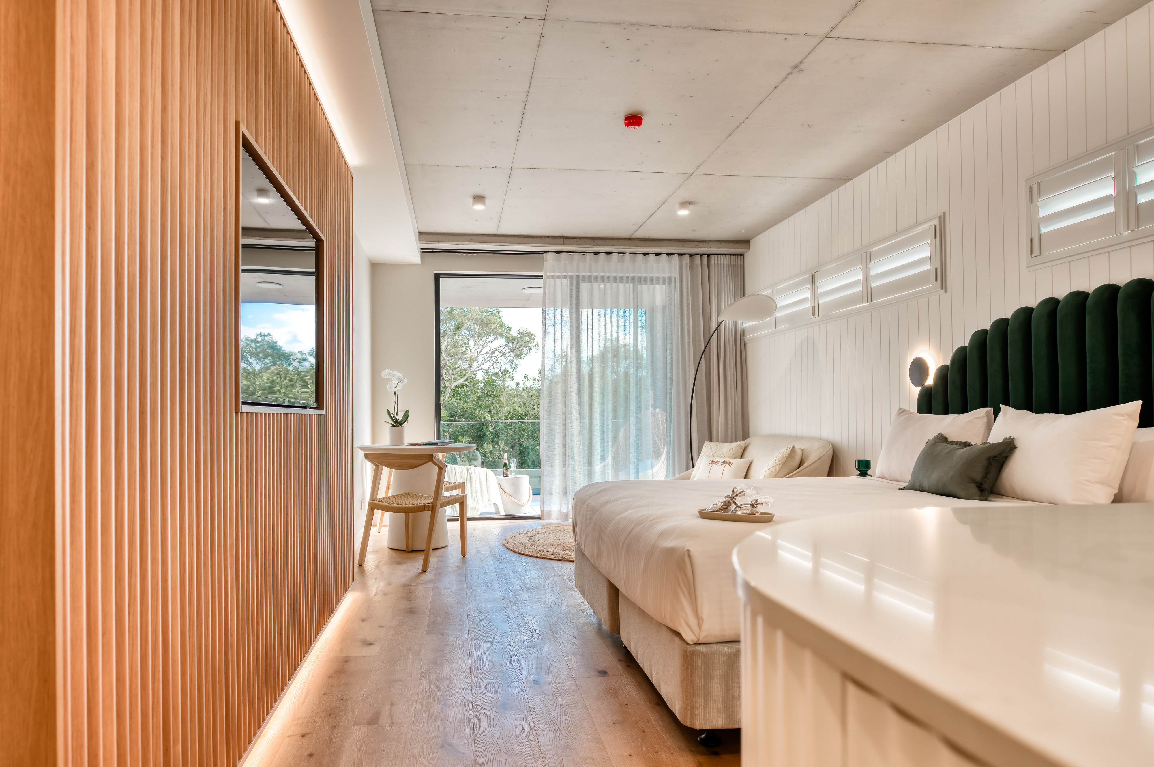 Studio Superior with Views