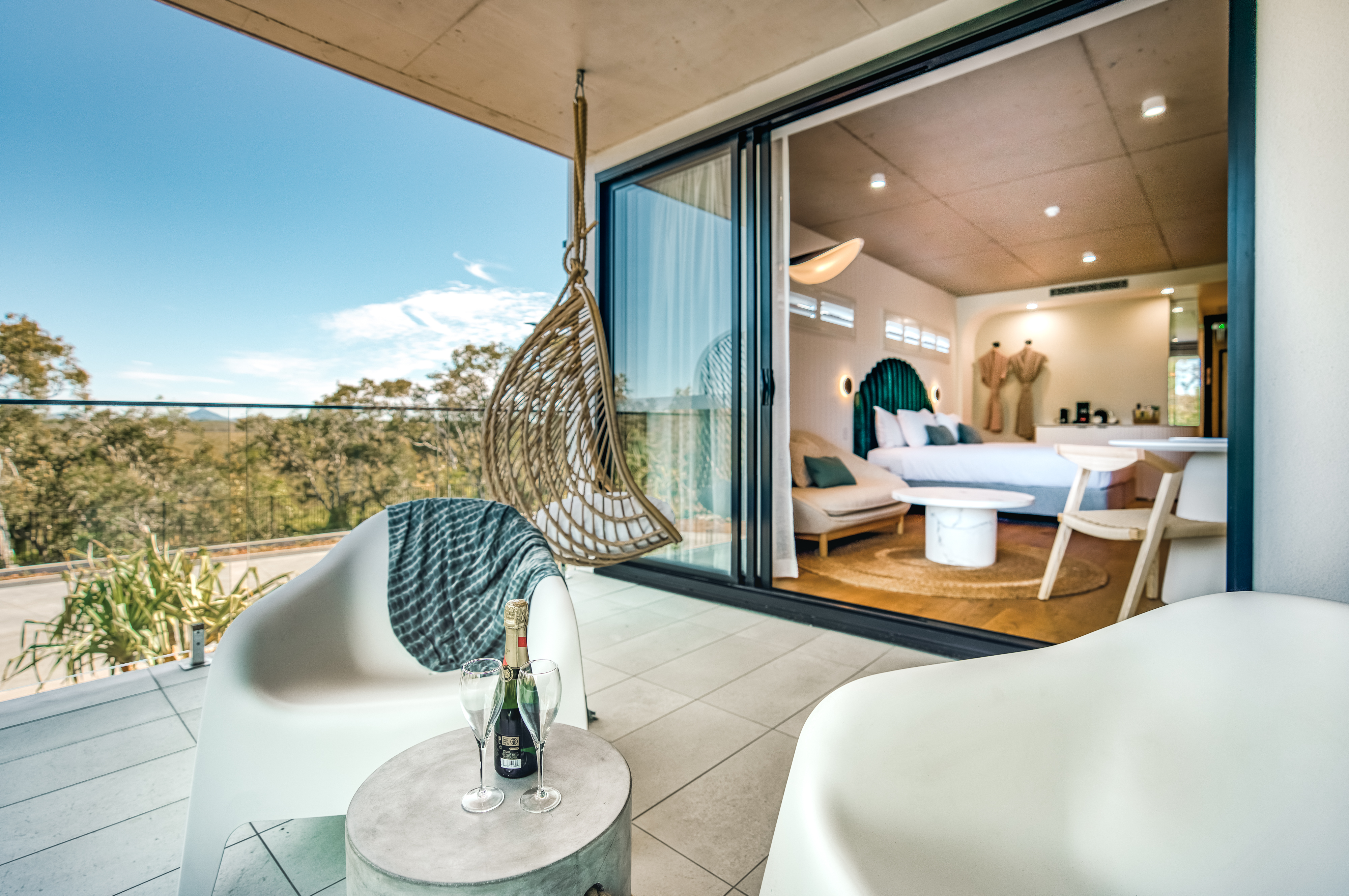 Studio Superior with Views