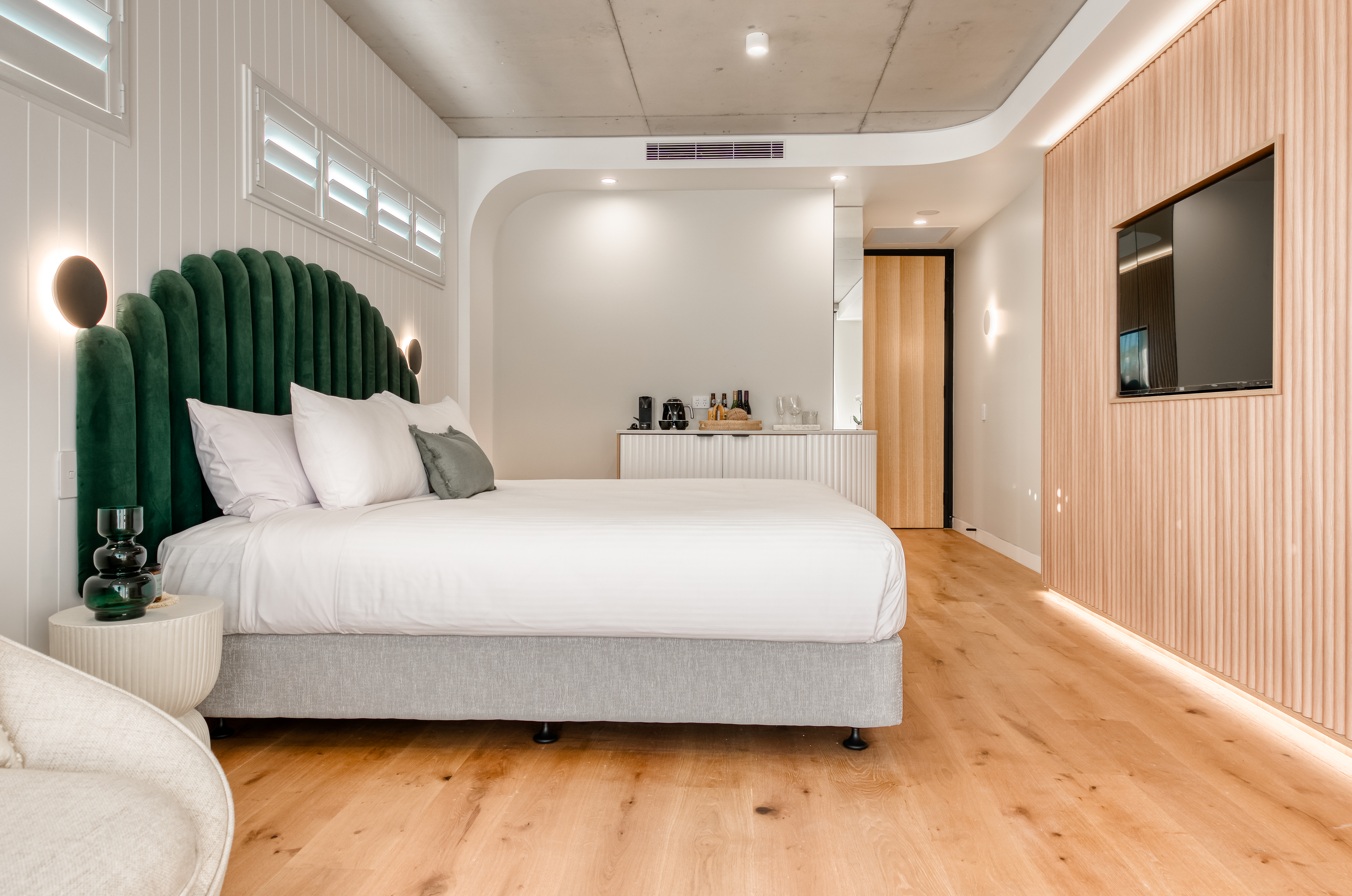 Studio Superior with Views