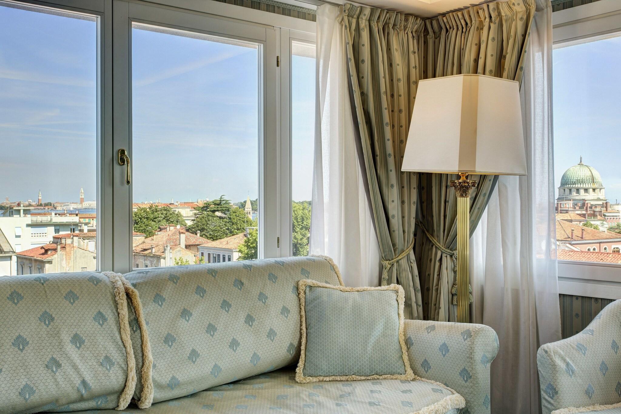 Junior Suite with Double Bed