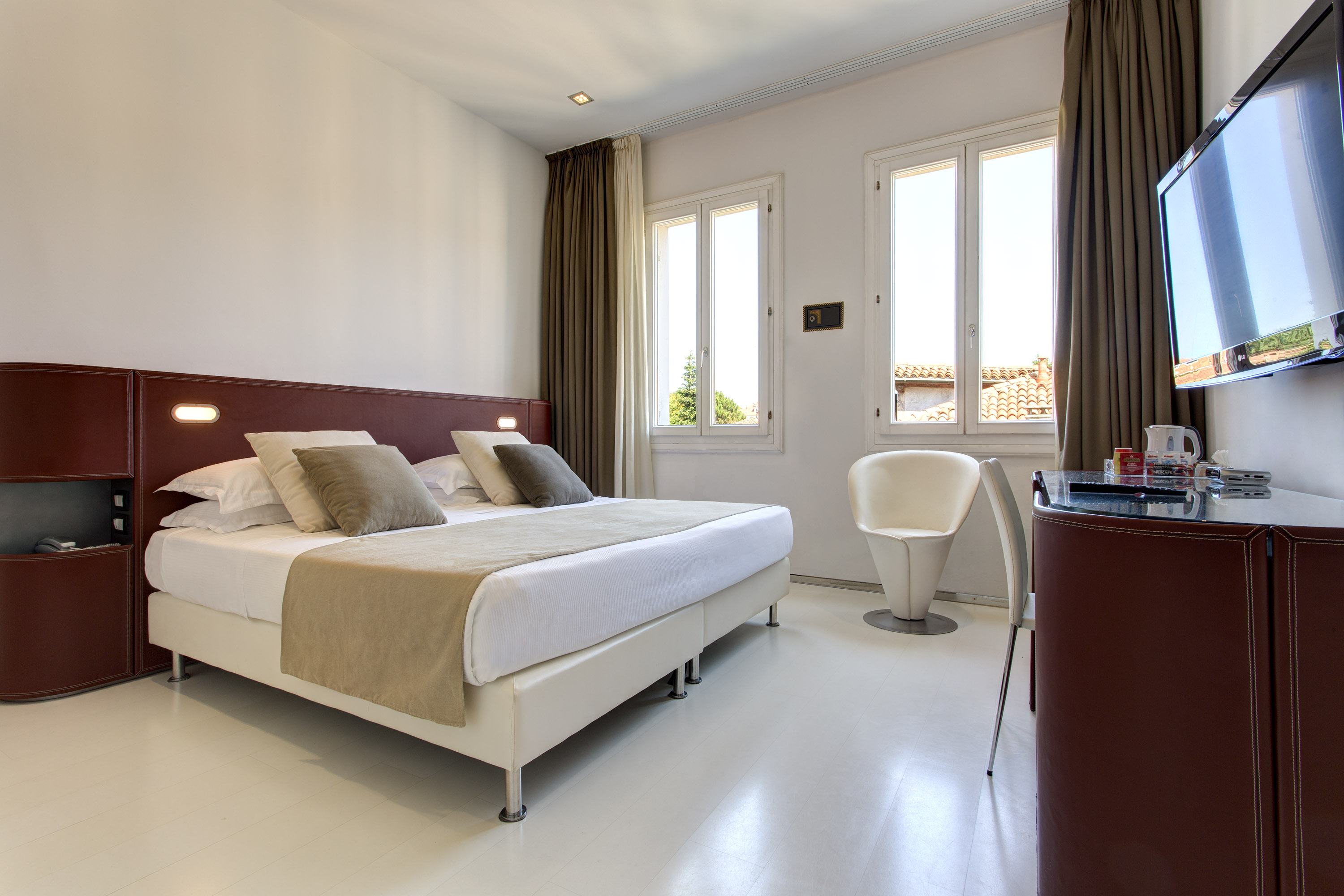 Double or Twin Superior