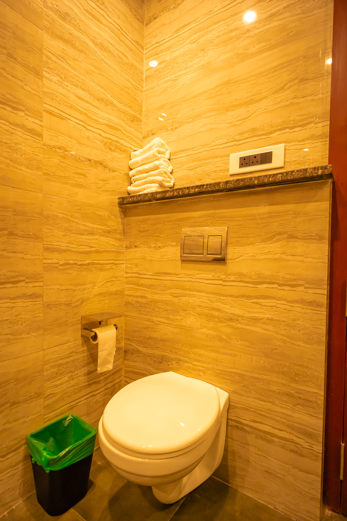 Double Superior Queen Bed