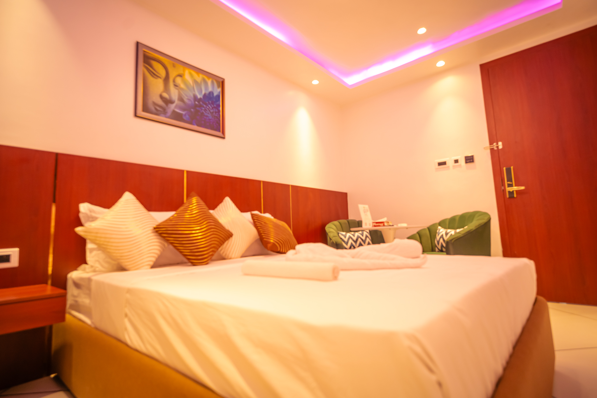 Double Superior Queen Bed