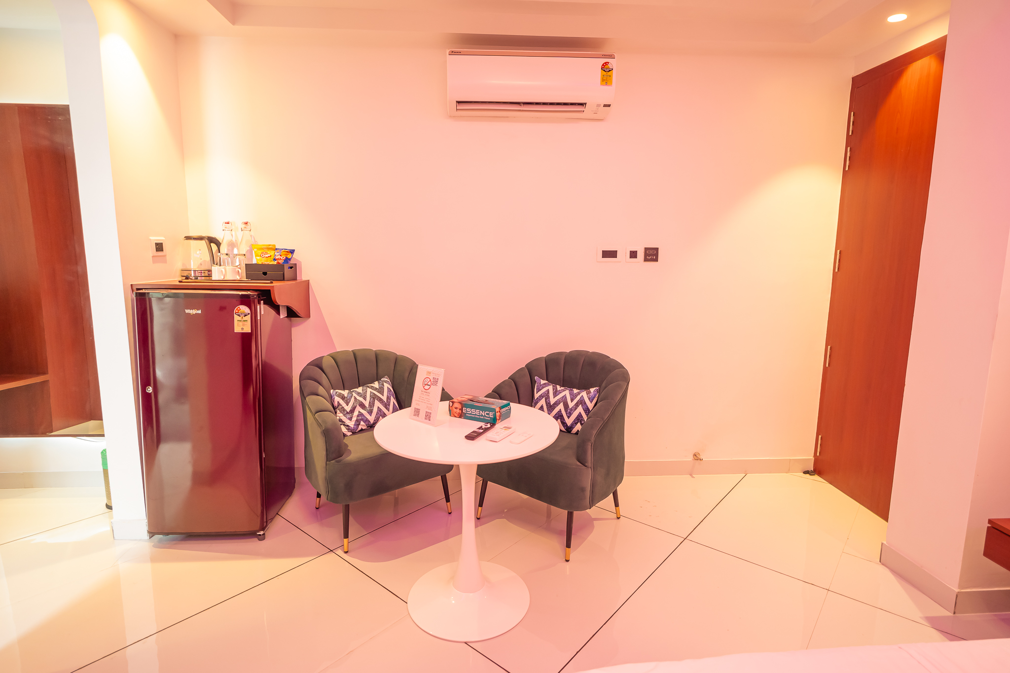 Double Superior King Bed