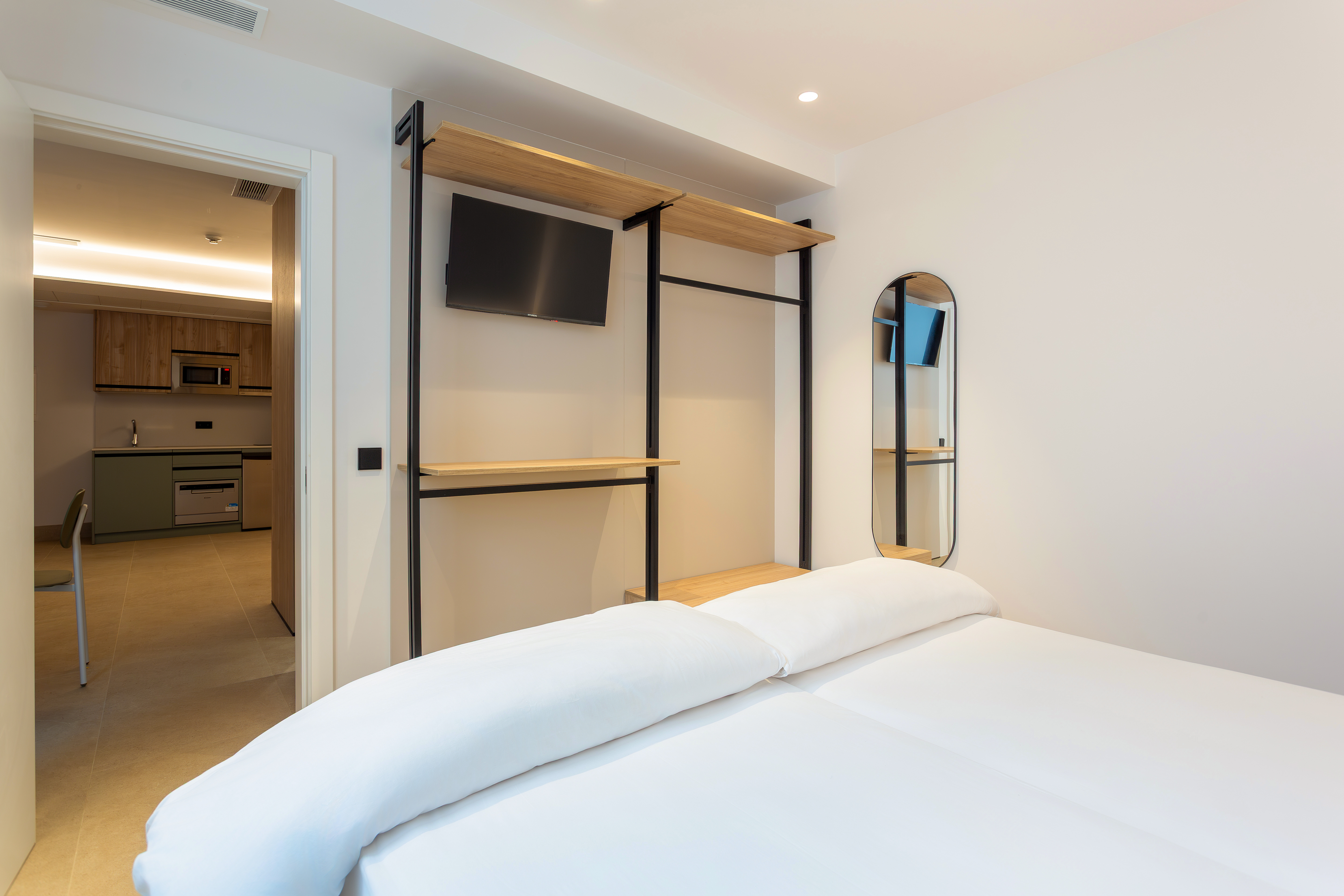 Apartment Capacity 3