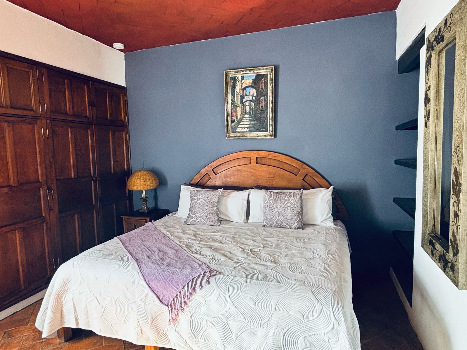 Double Deluxe King Bed