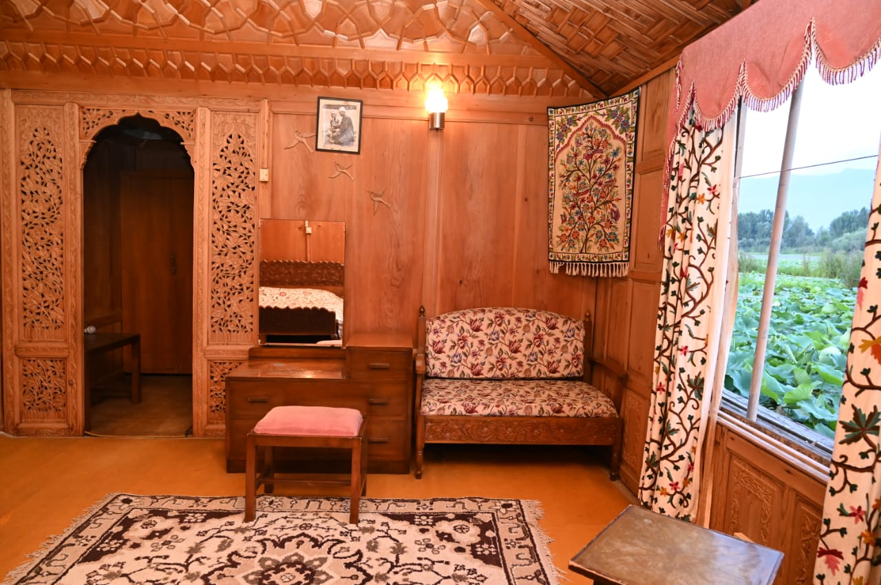 Triple Deluxe Lake View