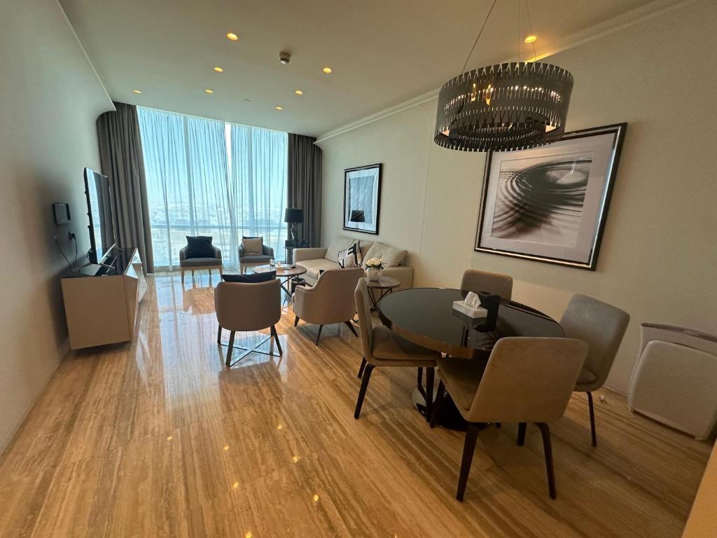 Family Room Two Bedrooms Three Bathrooms