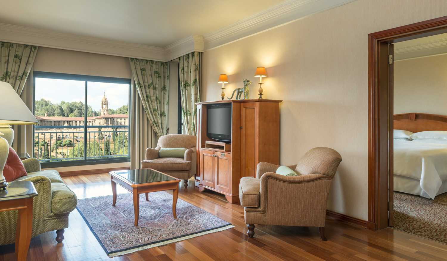 Junior Suite King Size Bed