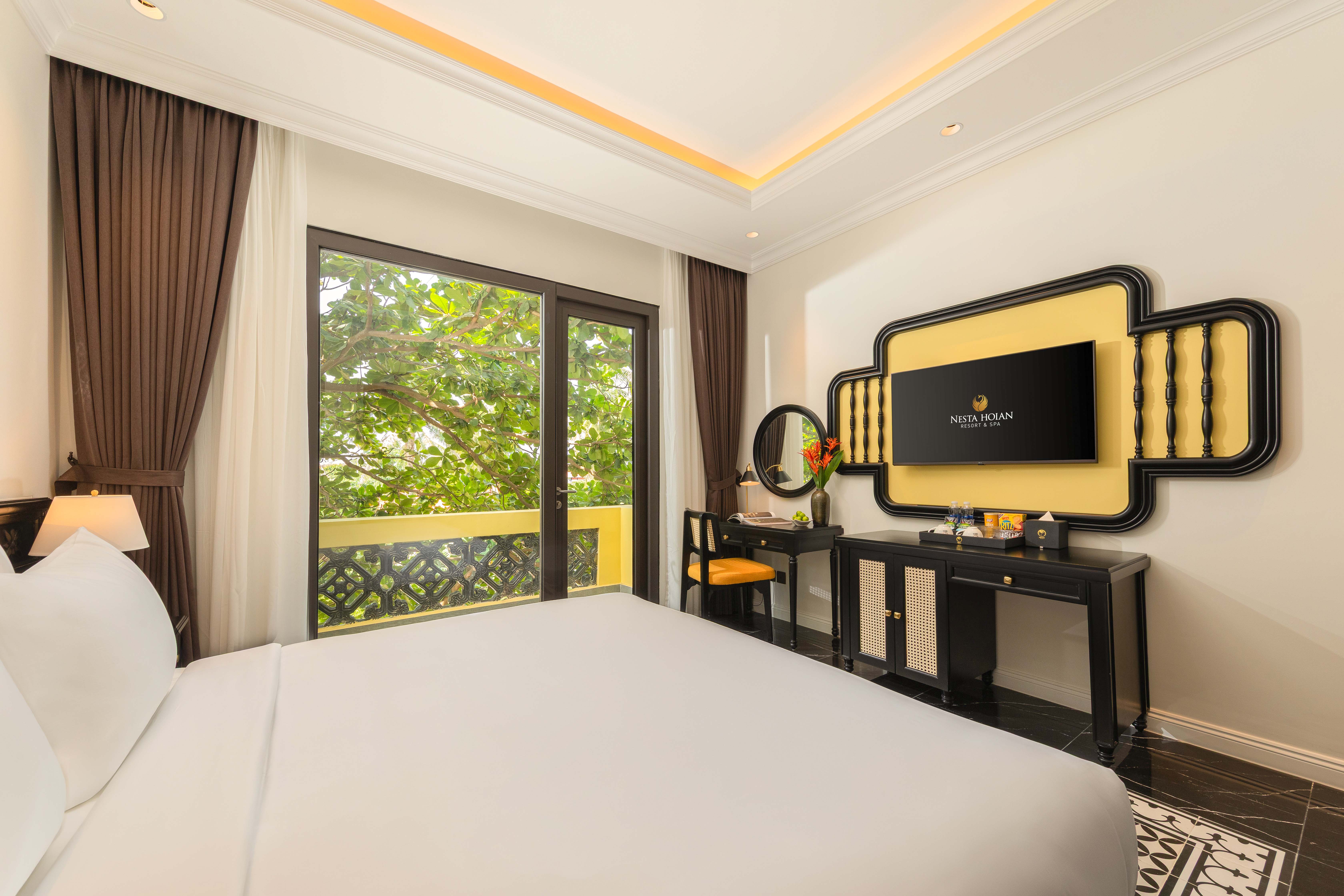Double Deluxe One Bed