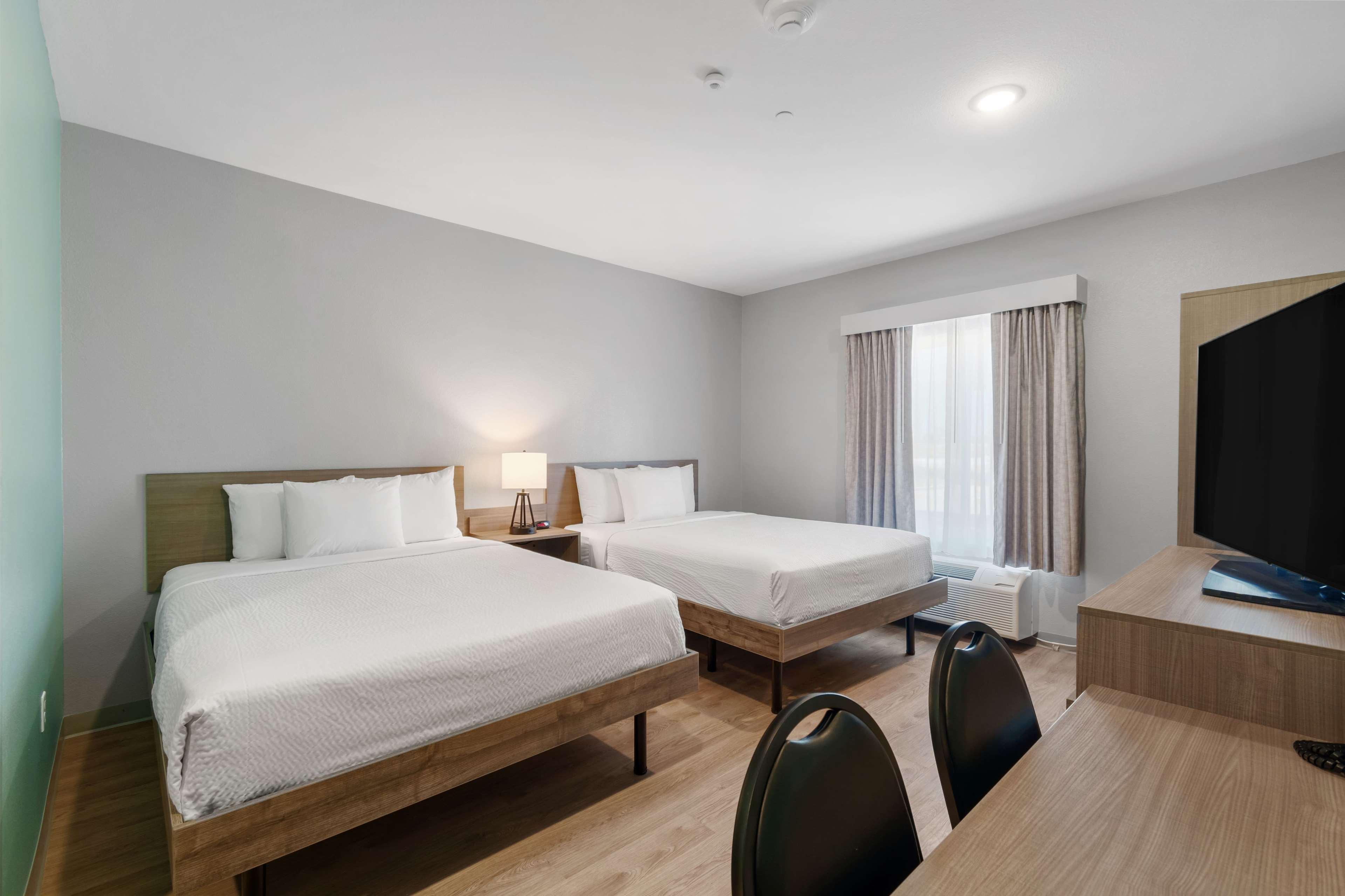 Double Accessible-two Queen Beds