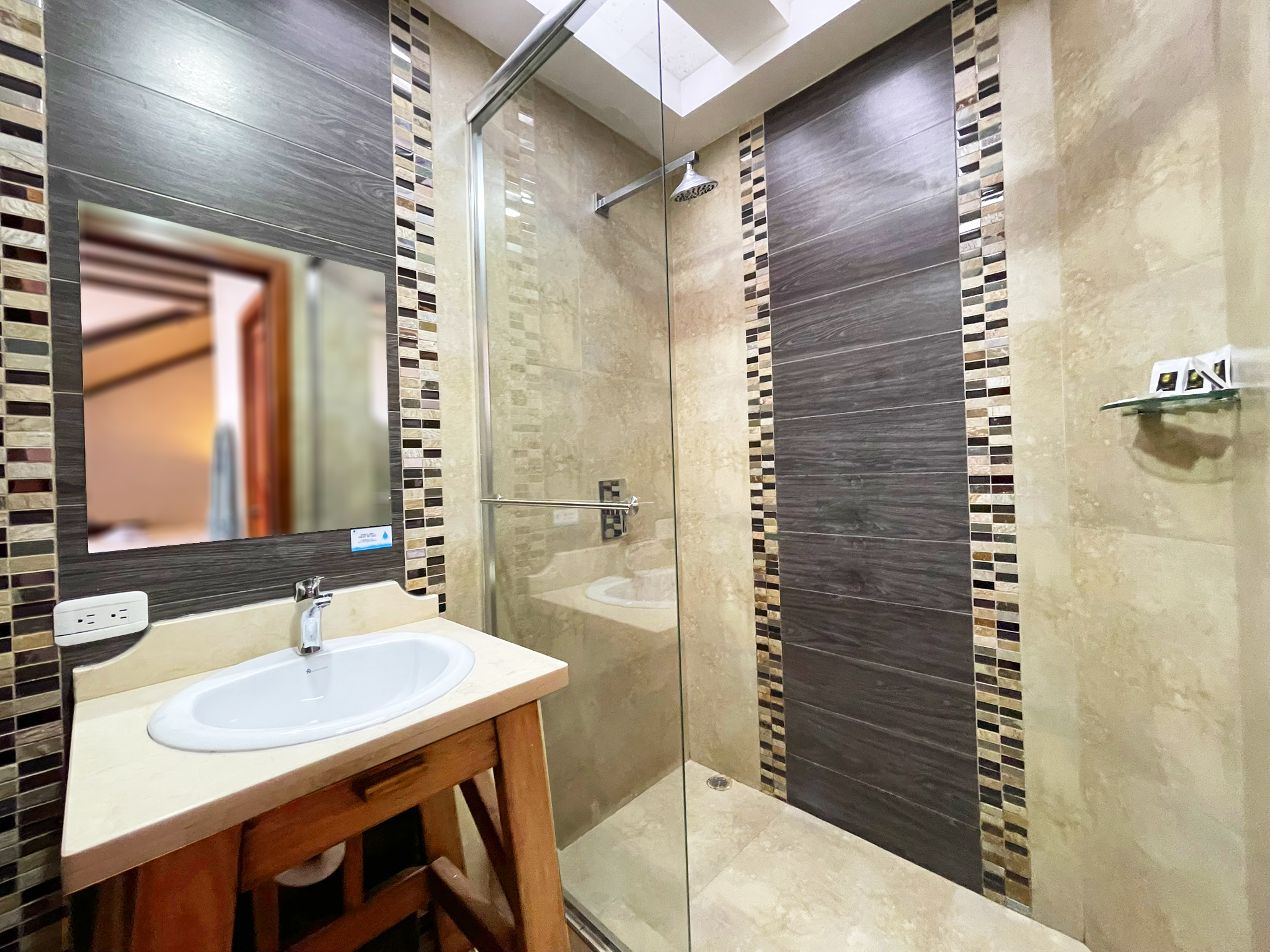 Quadruple with Views