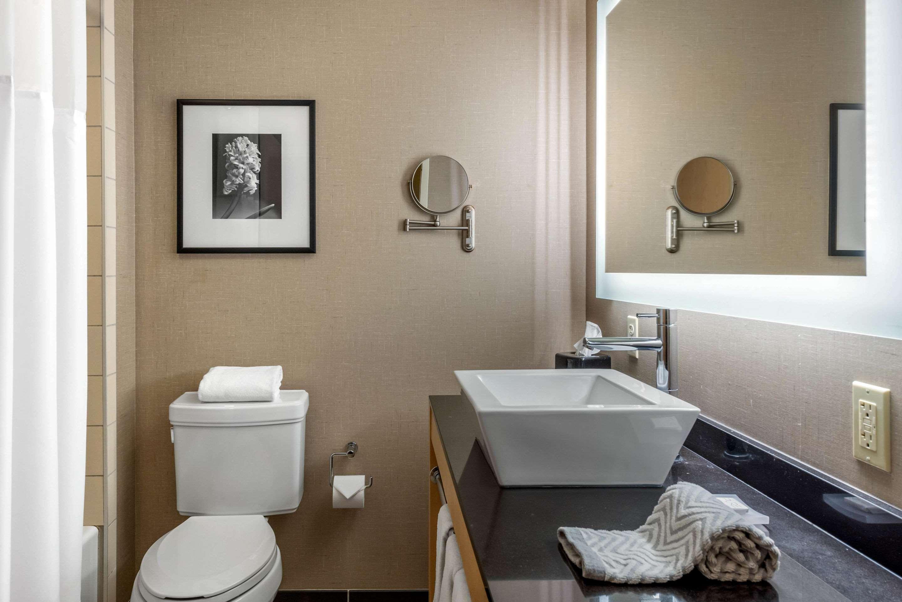 Suite Two Queen Beds