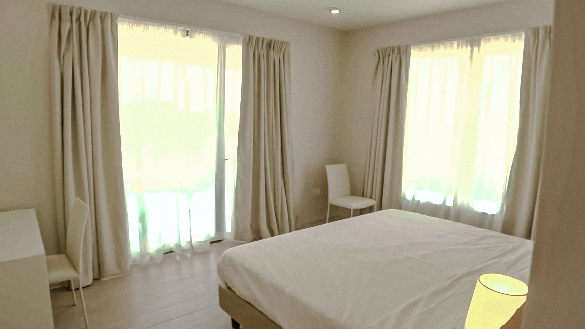 Family Room King Size Bed