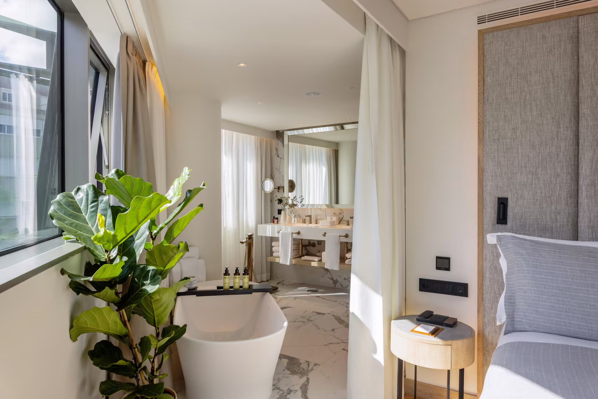 Junior Suite with Views