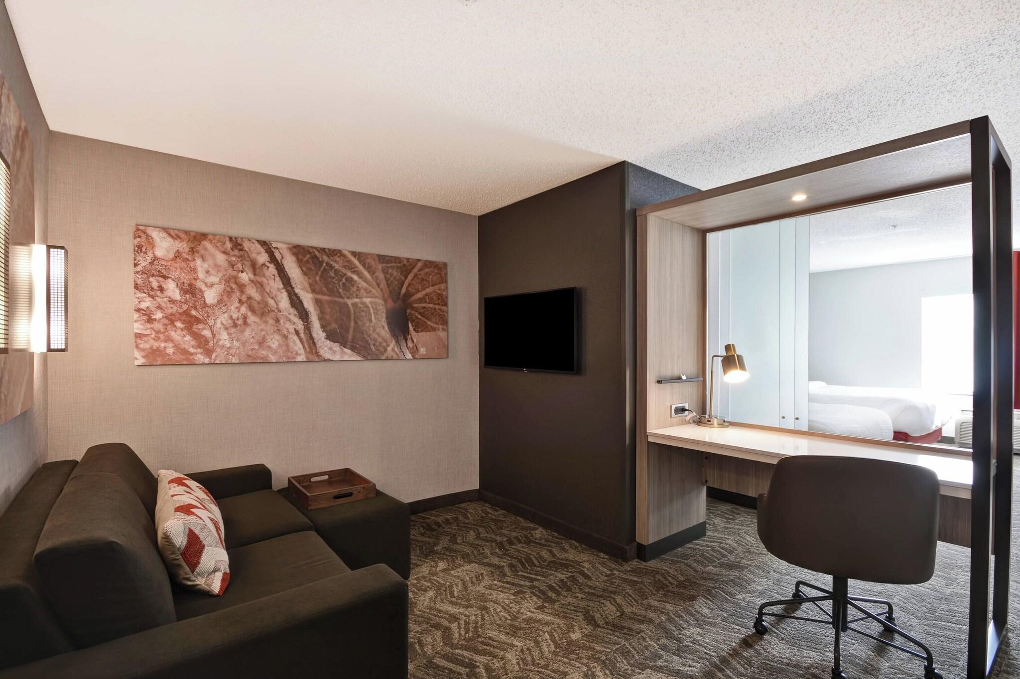 Suite Two Queen Beds