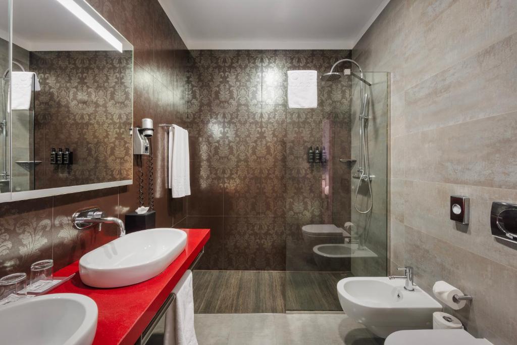 Double or Twin Connecting Room