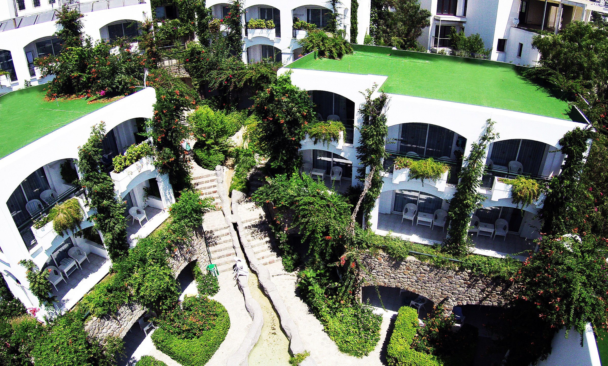 Double Superior Land View