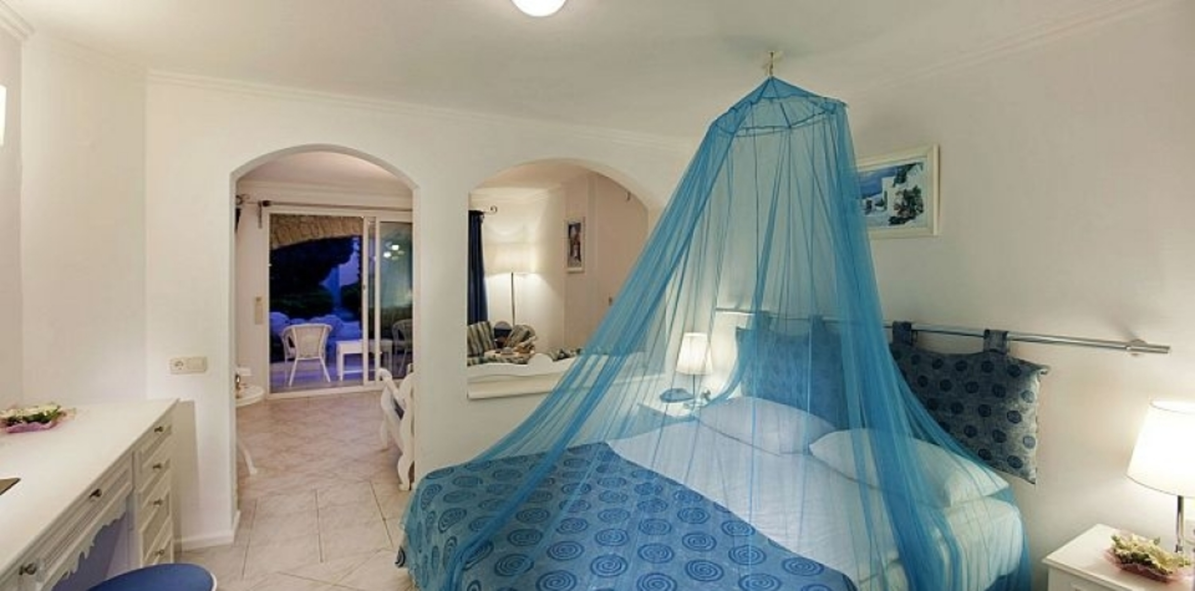 Family Room Superior