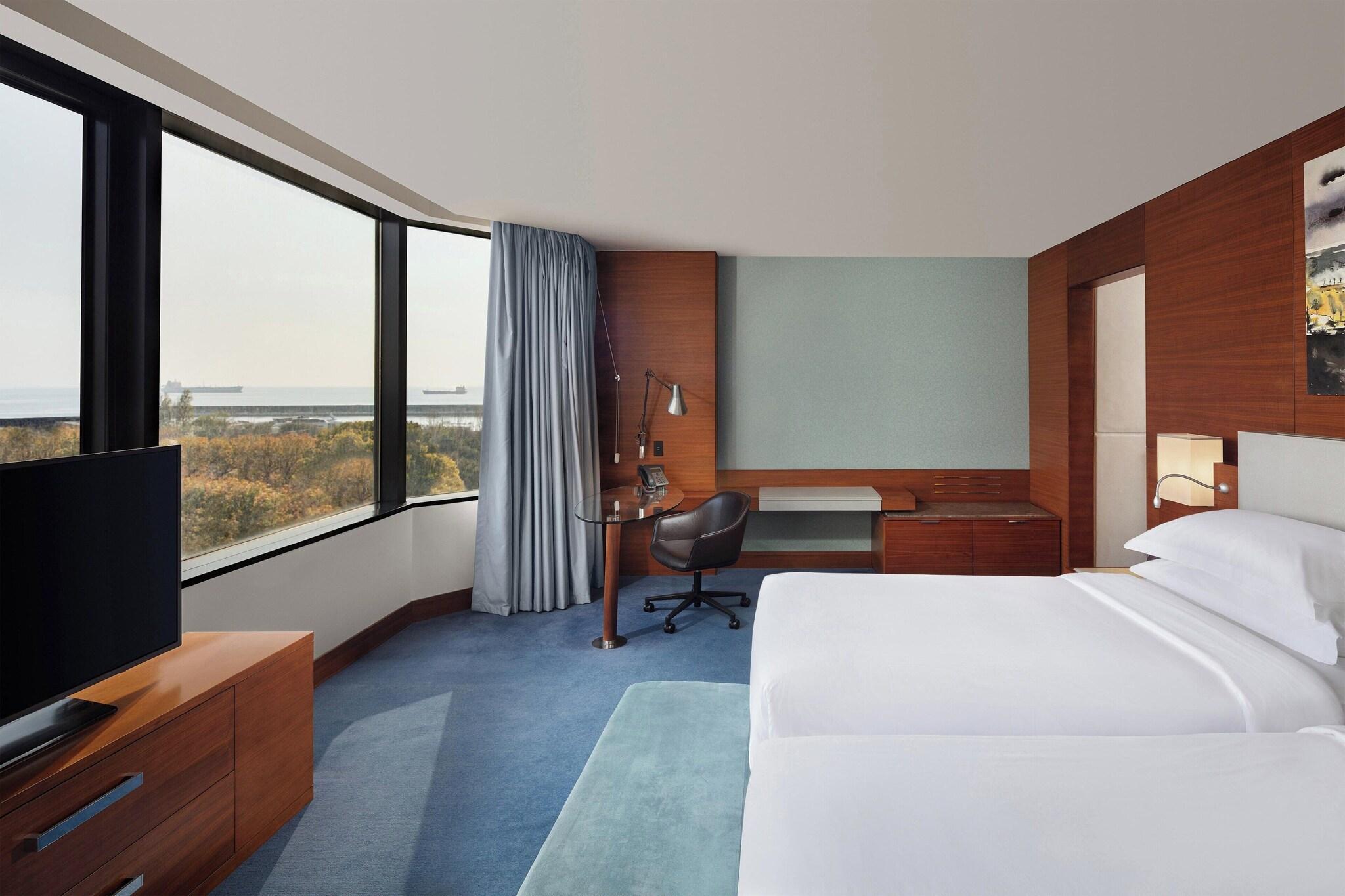 Twin Premium Sea View