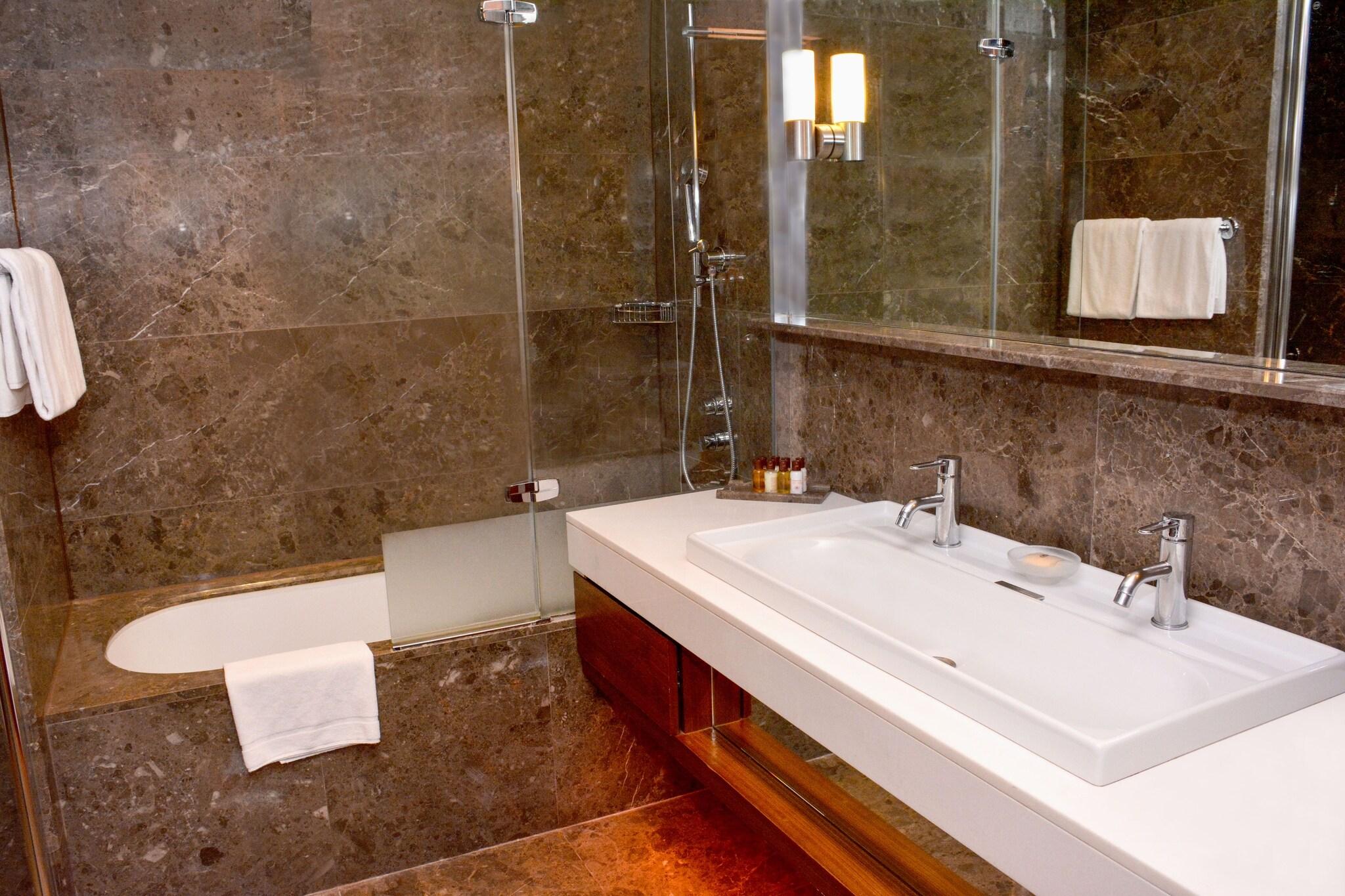 Twin Premium Sea View