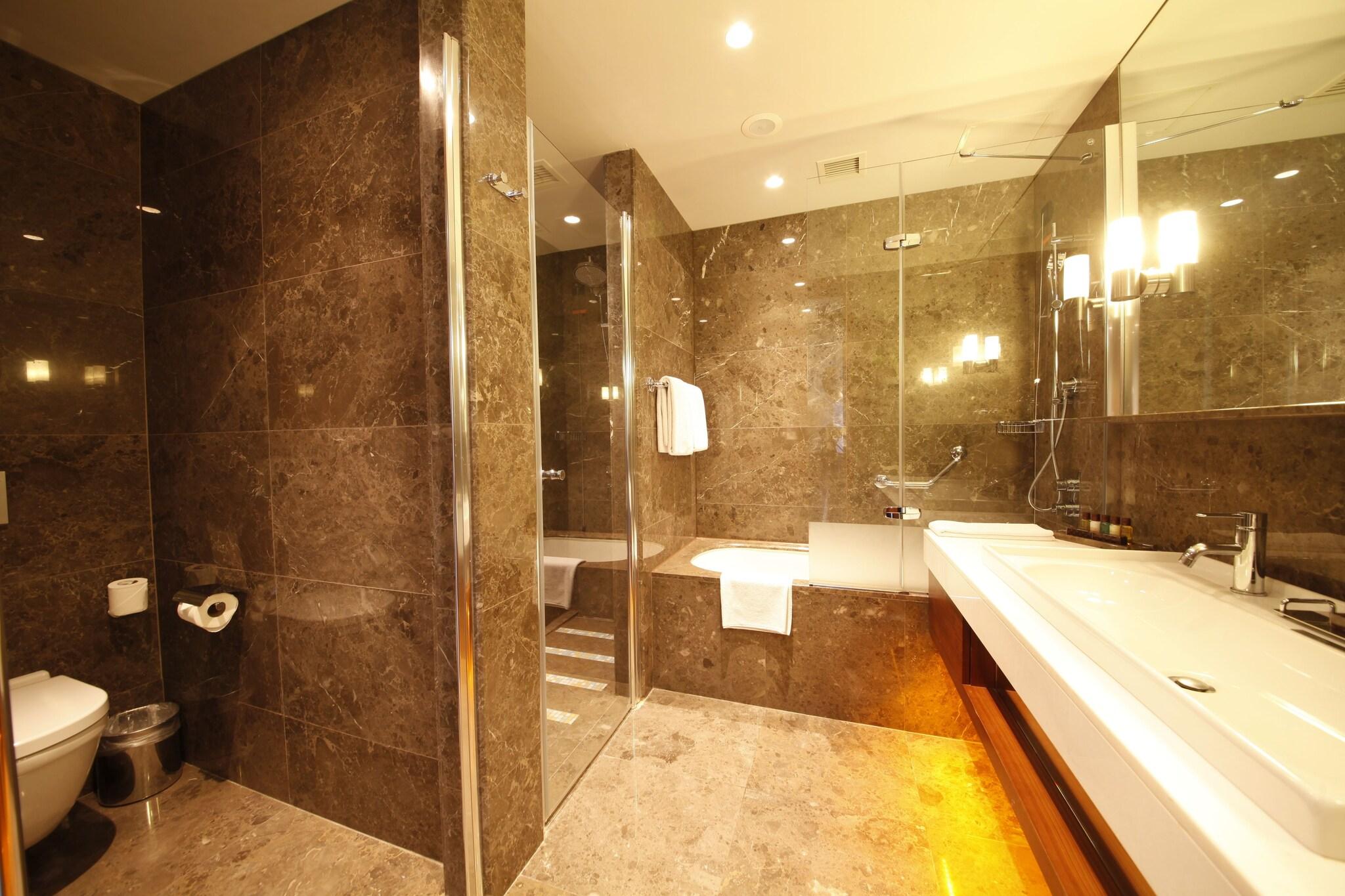 Twin Premium Sea View