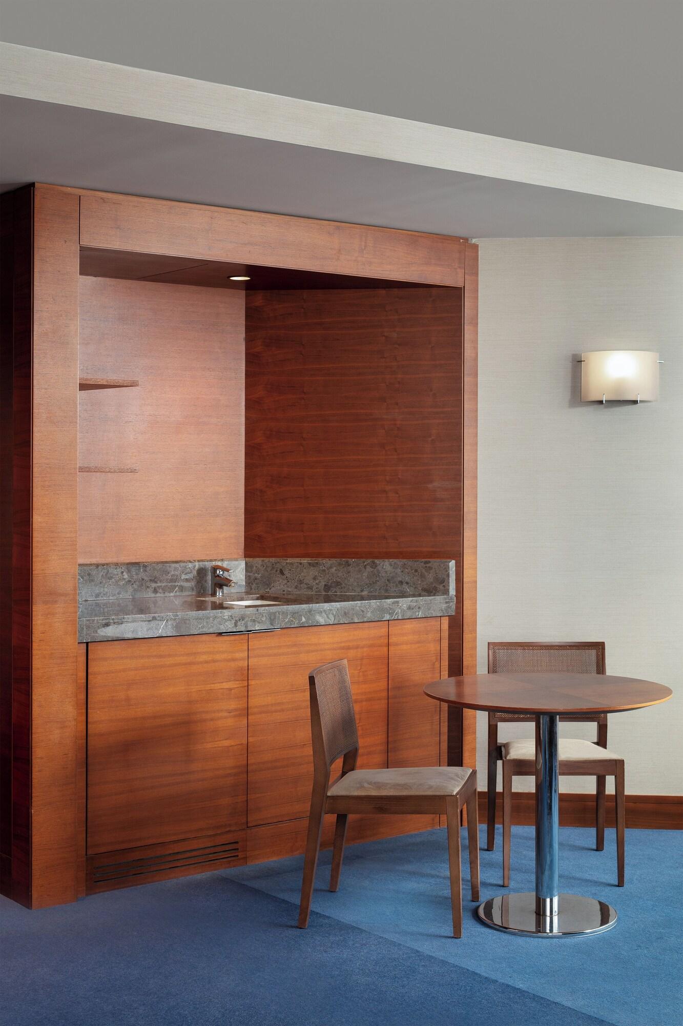 Junior Suite with Double Bed