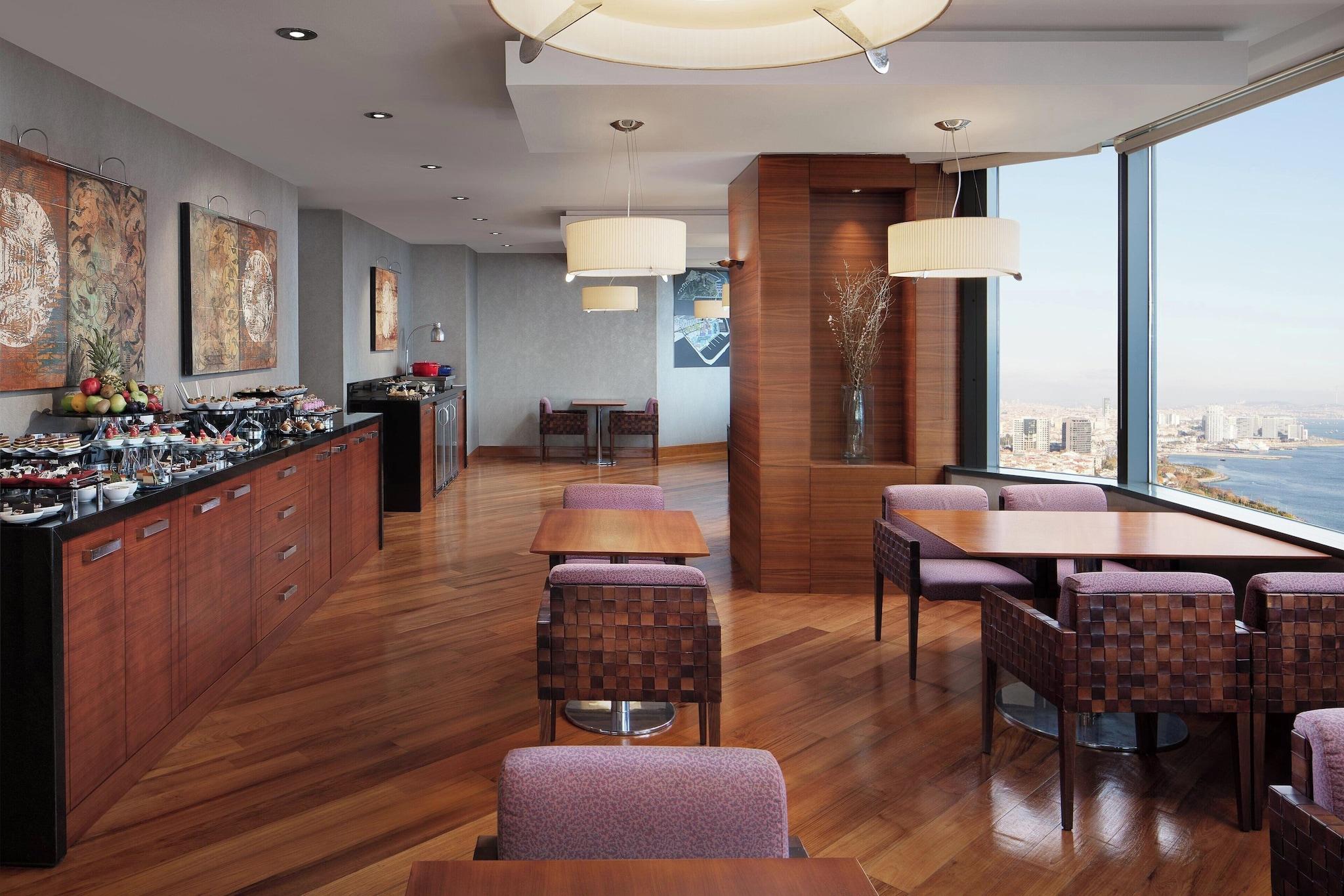 Junior Suite with Double Bed