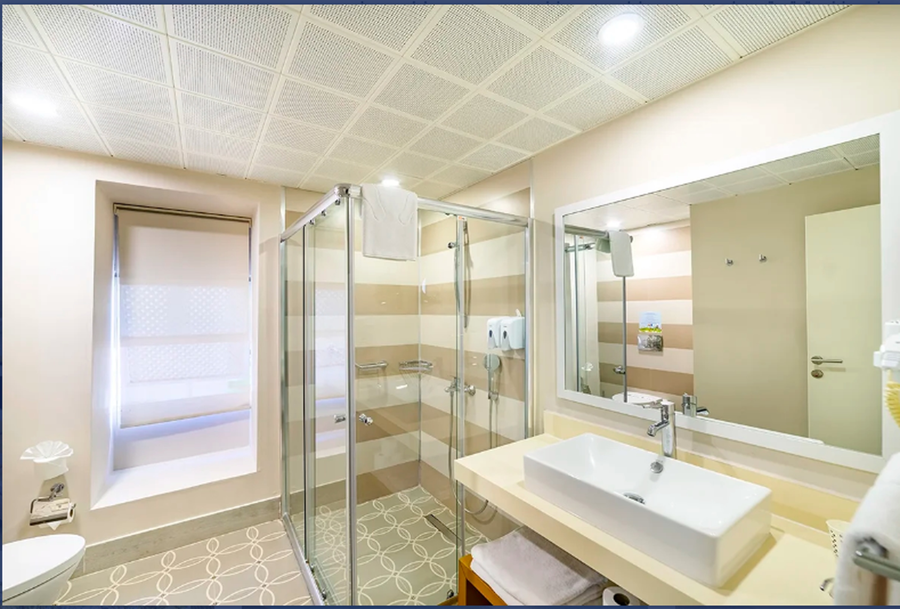 Family Room Connecting Room