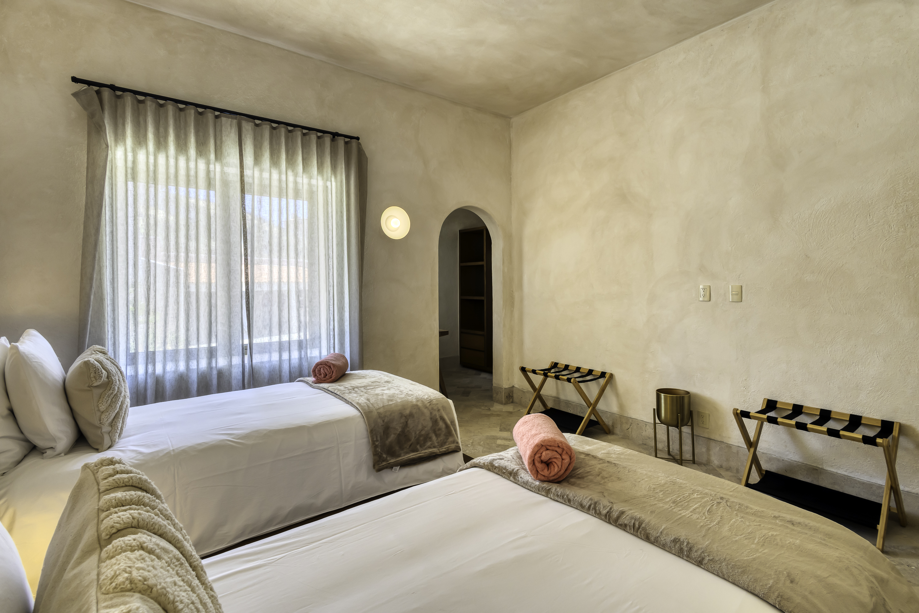 Quadruple Two Bedrooms