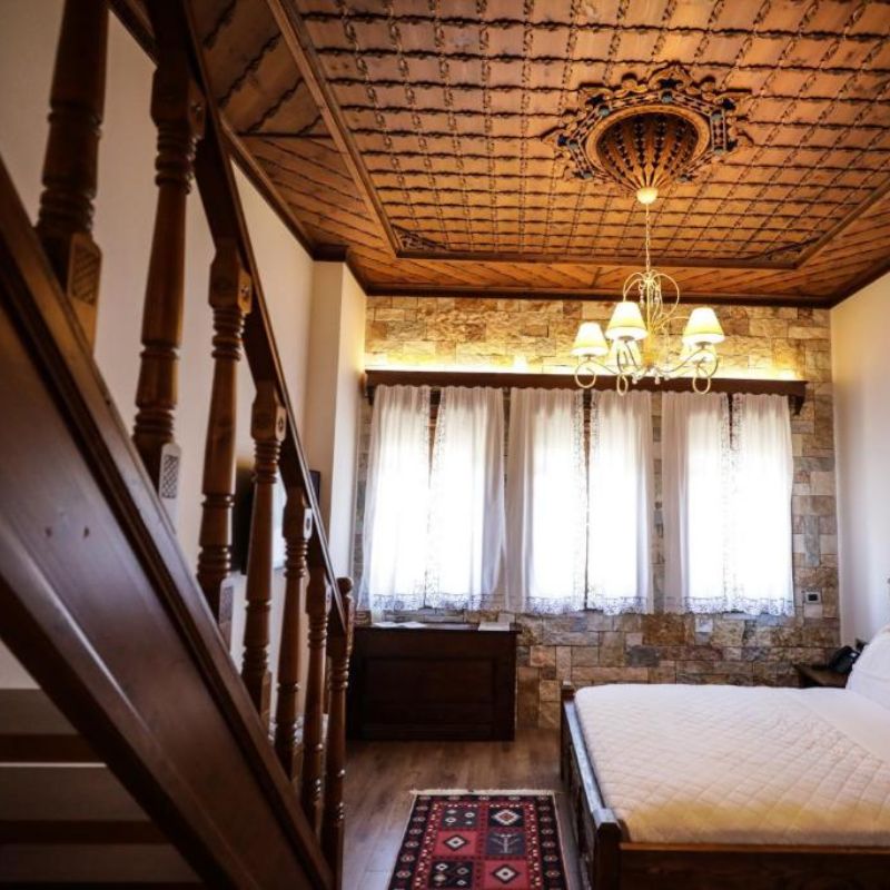 Quadruple Deluxe Two Beds