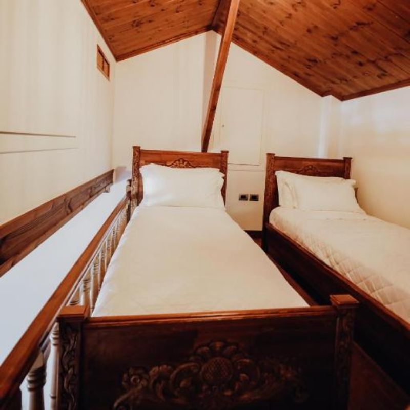 Quadruple Deluxe Two Beds