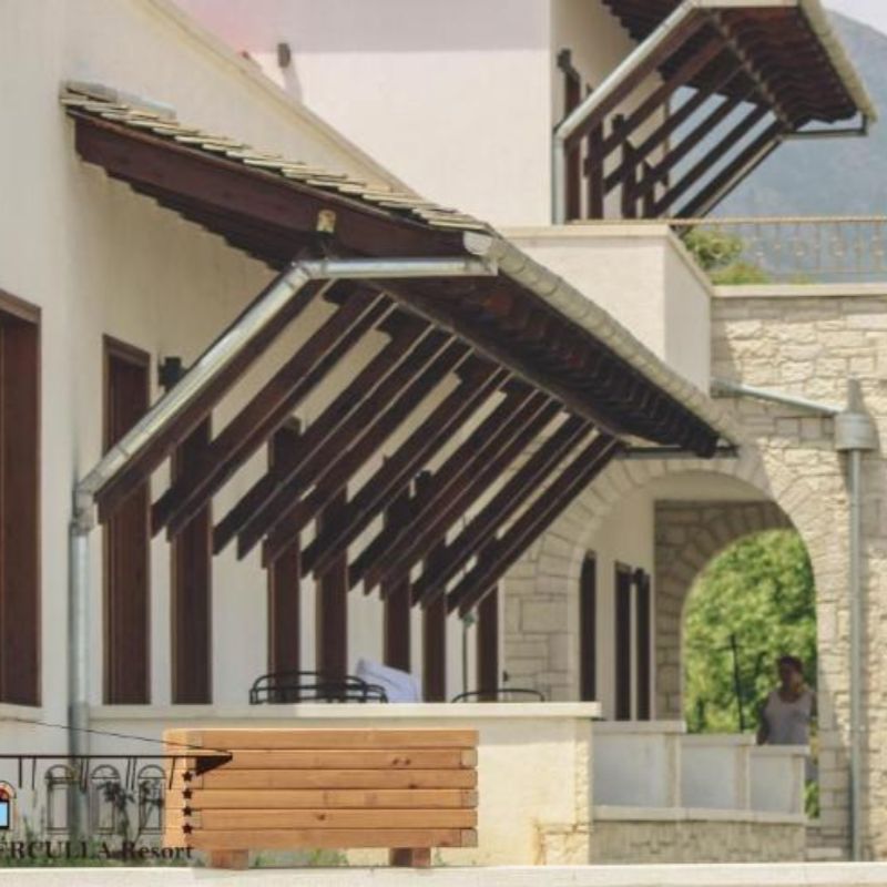 Double King Bed One Bedroom 