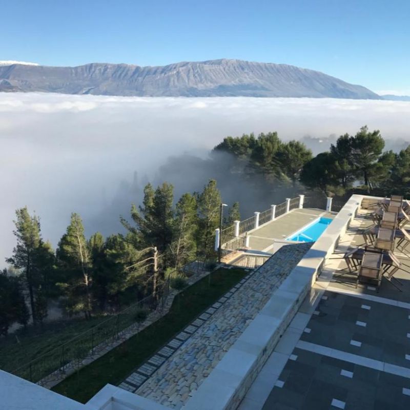 Double King Bed One Bedroom 