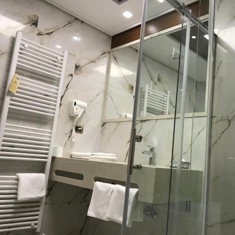 Double Pool View One Bedroom