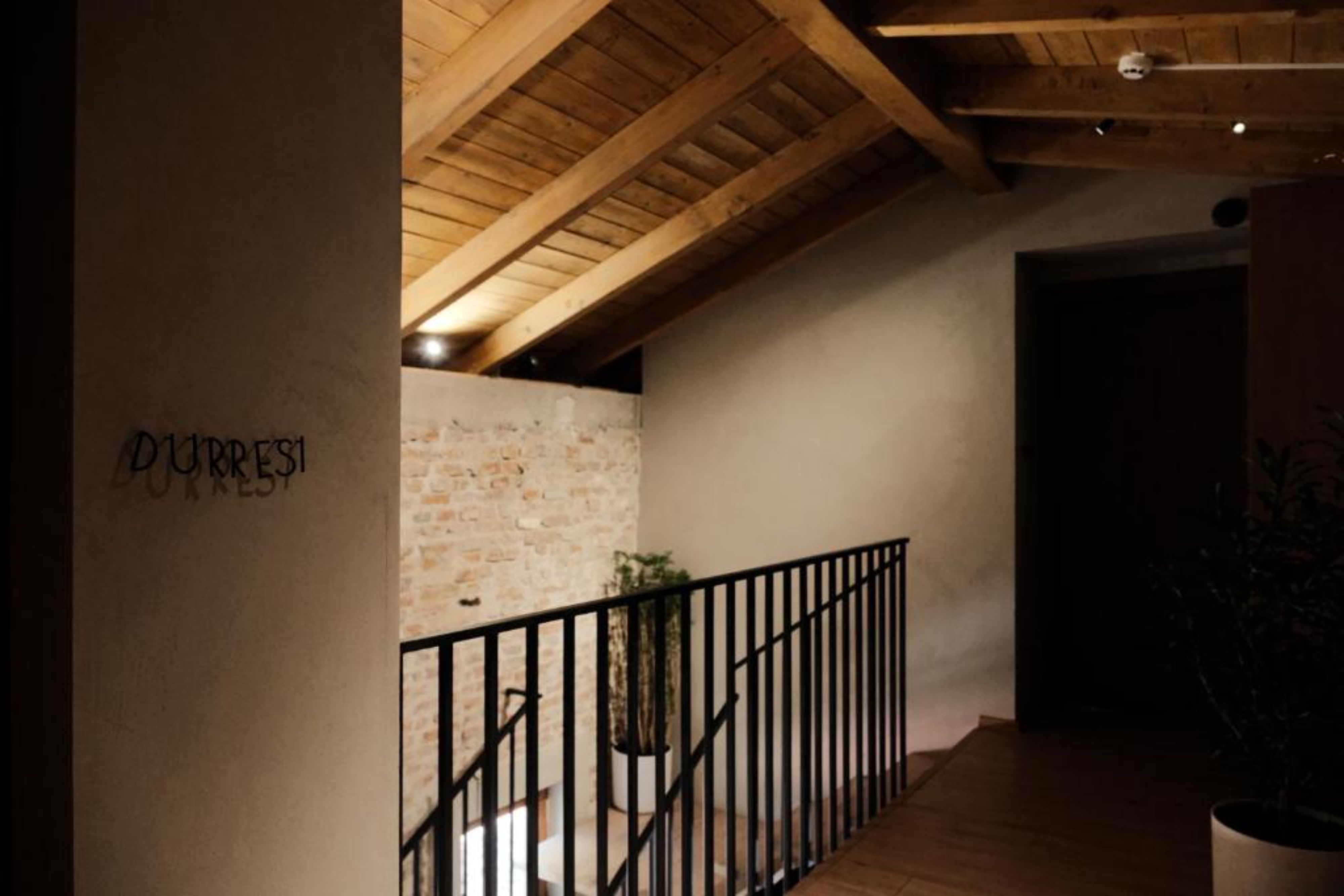 Suite with Air Conditioning